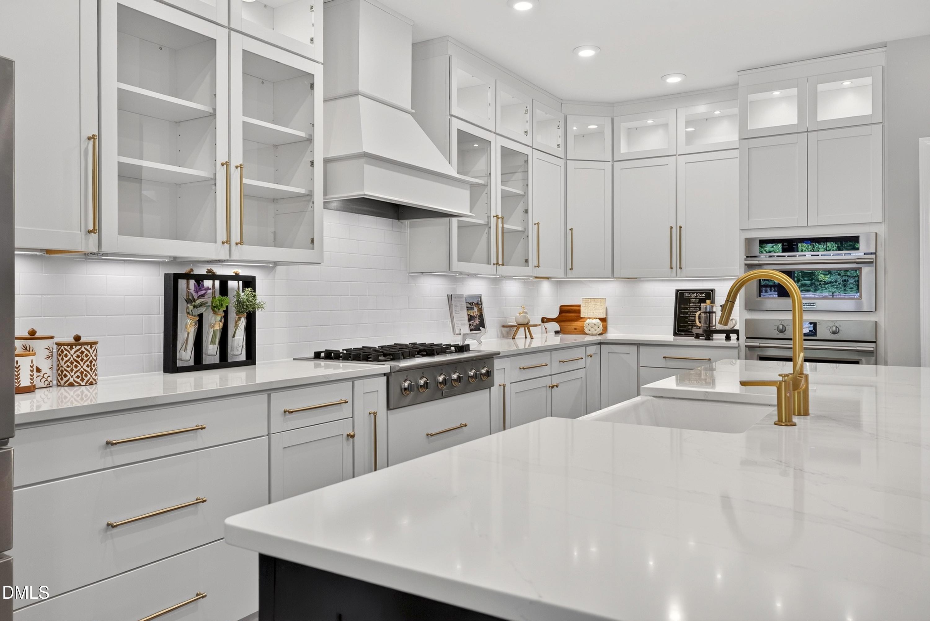 4316 Mosaic Court Property Photo 12