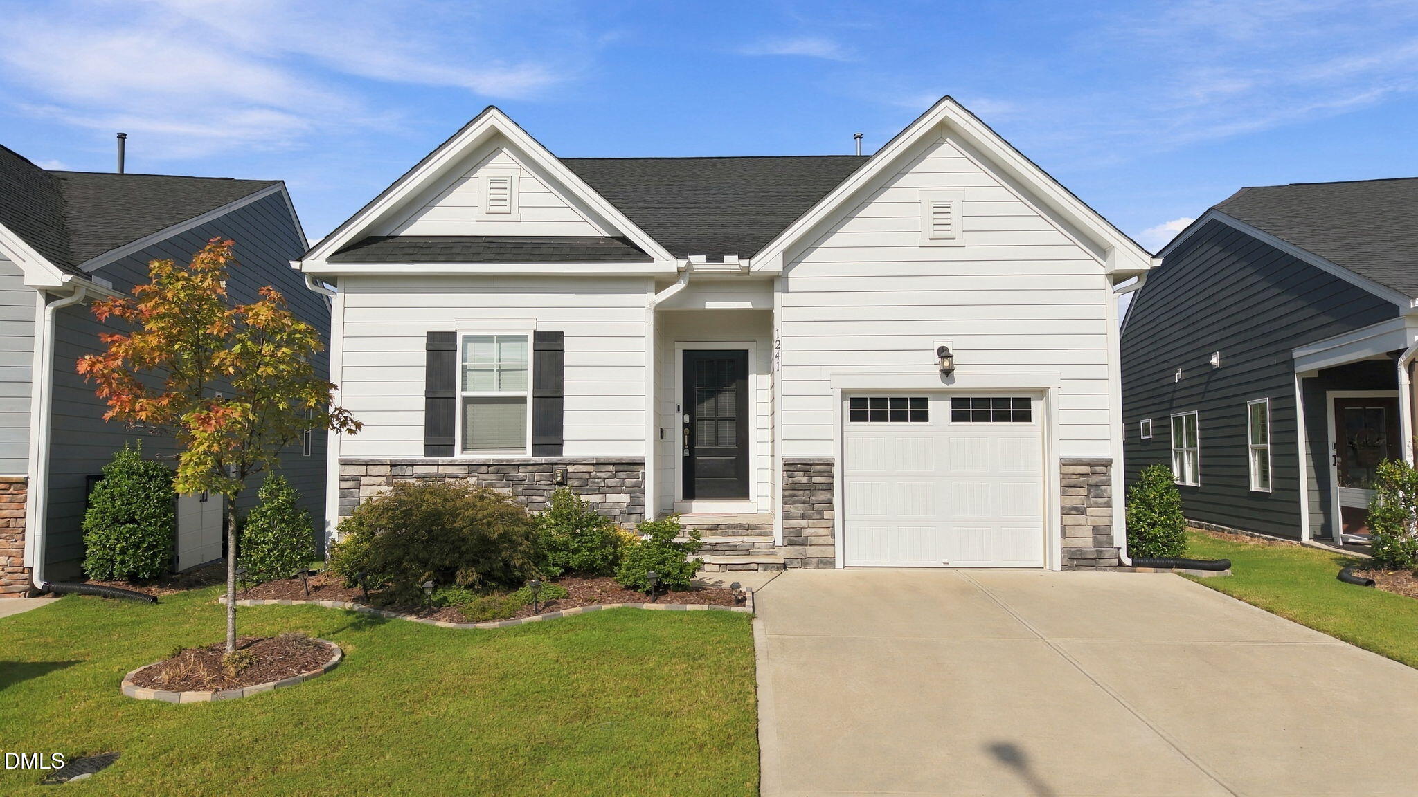 1241 White Flint Circle Property Photo 1