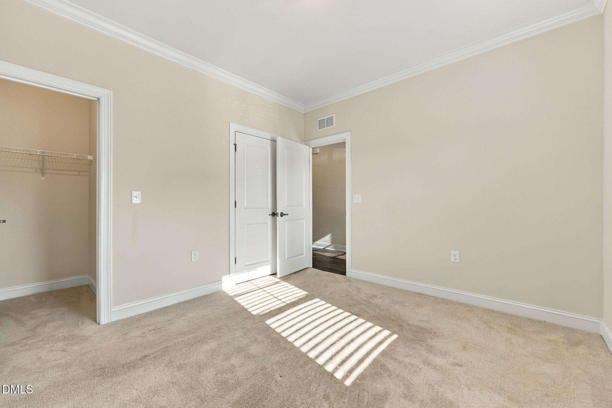 1241 White Flint Circle Property Photo 6