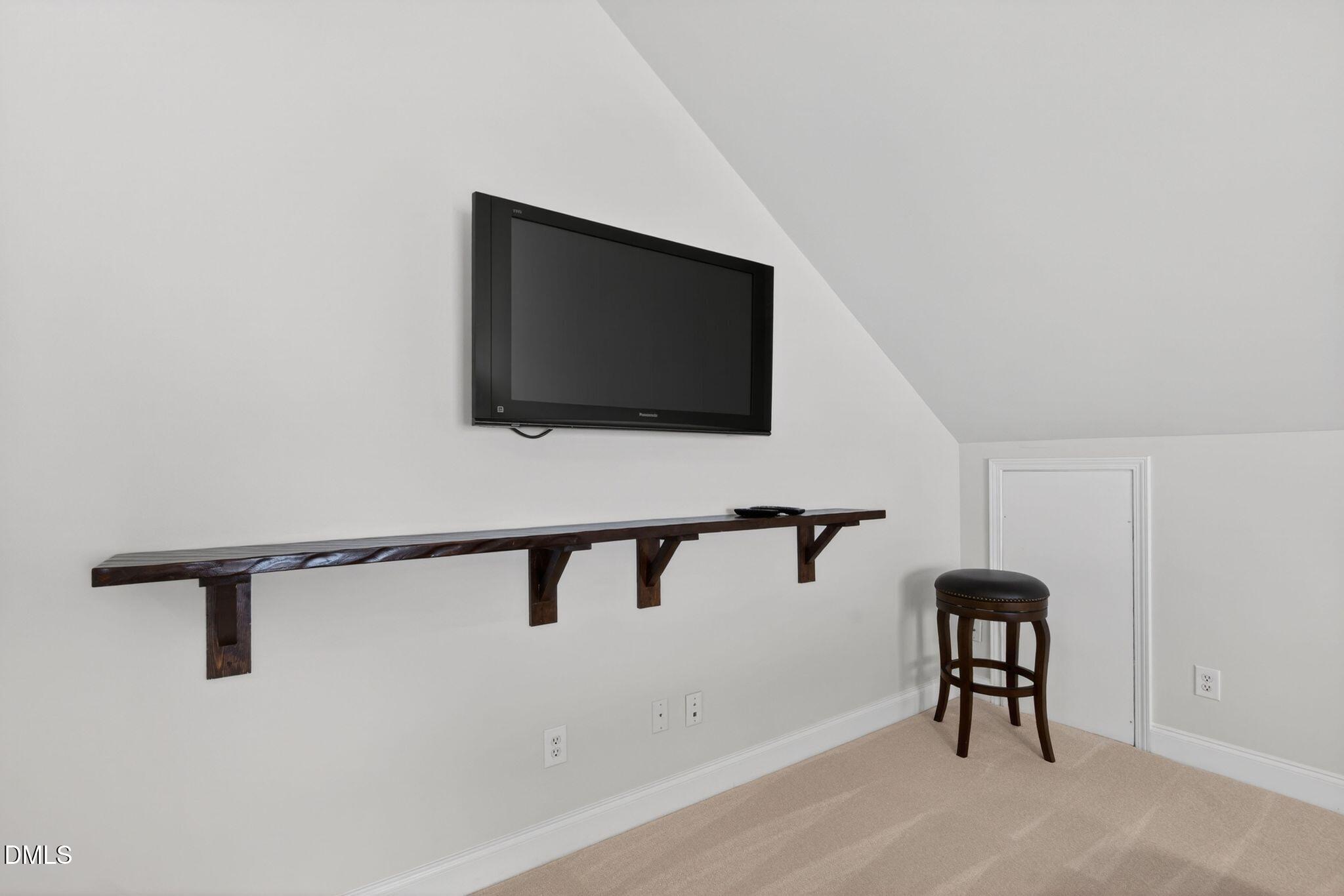 106 Aberson Court Property Photo 53