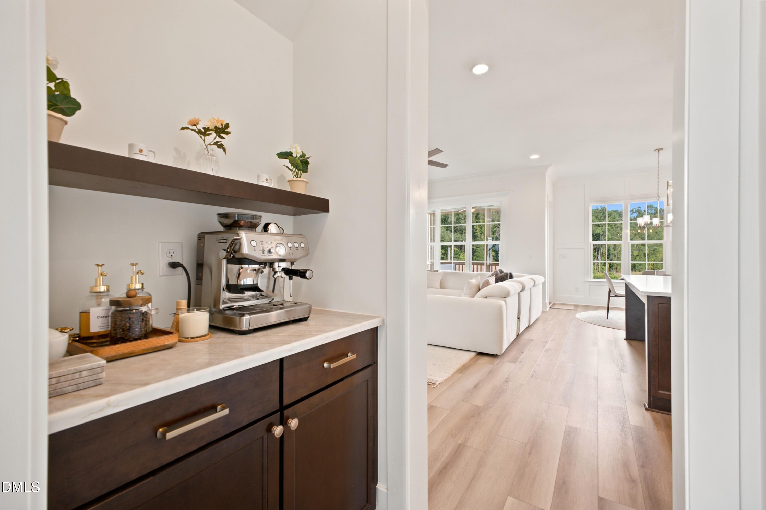 1045 Azalea Garden Circle Property Photo 11
