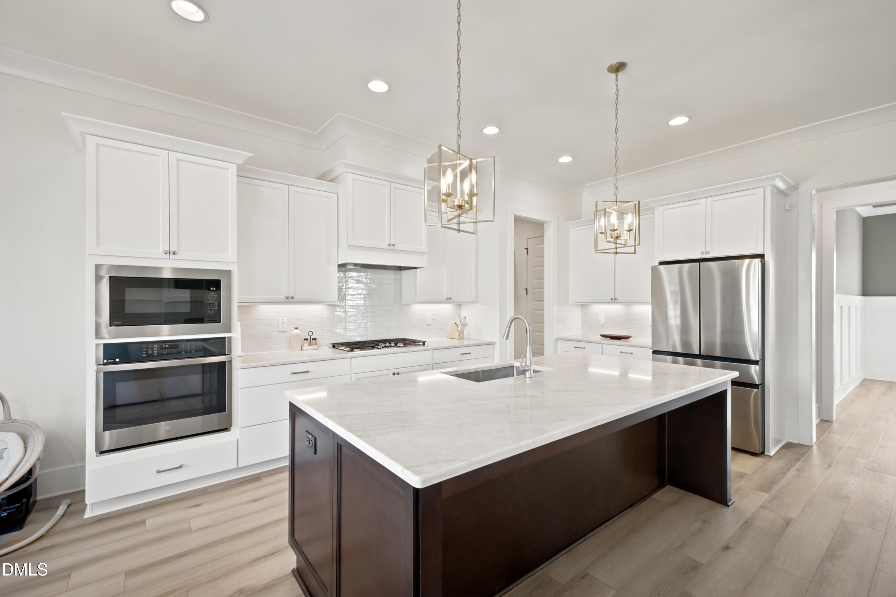 1045 Azalea Garden Circle Property Photo 15