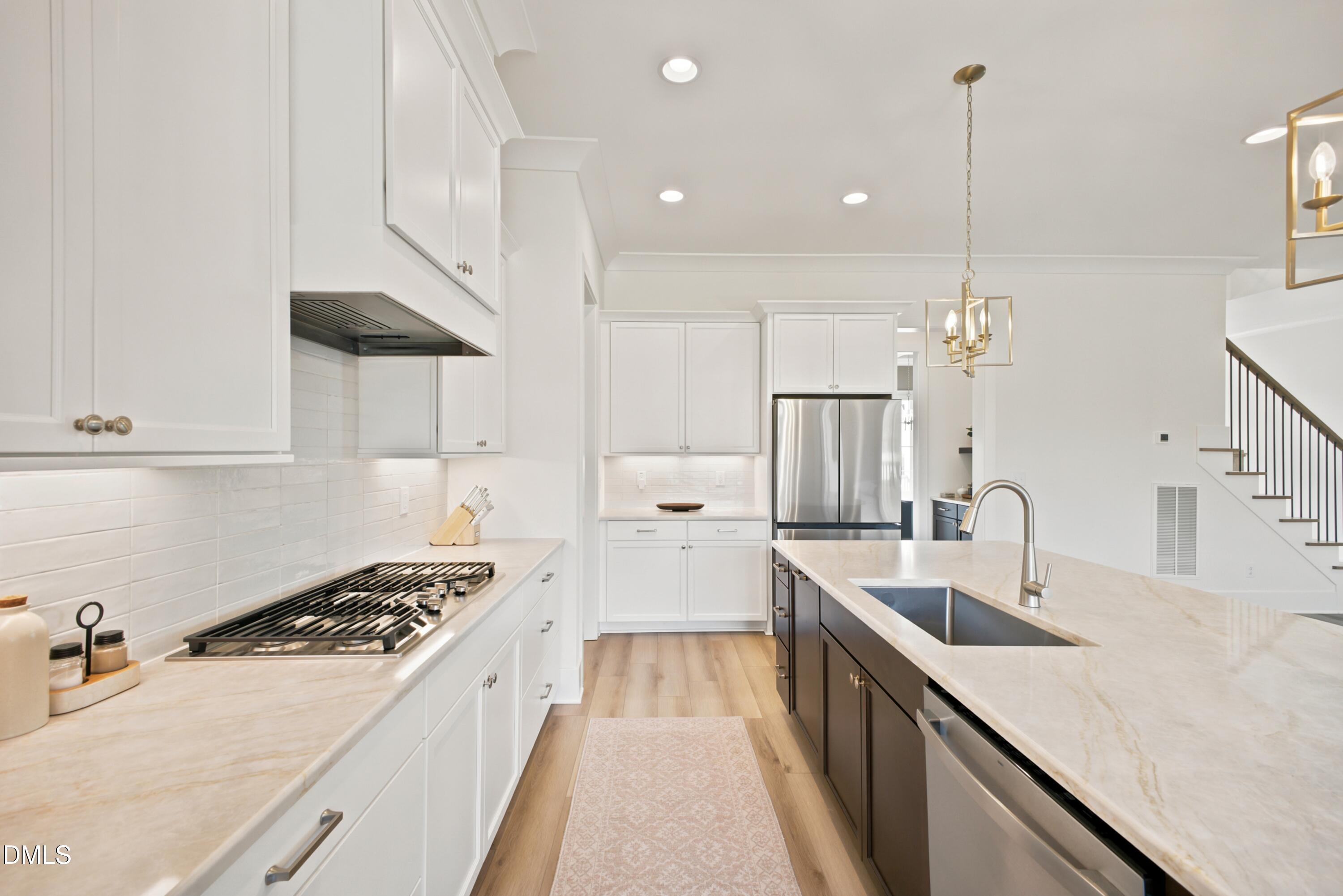 1045 Azalea Garden Circle Property Photo 16