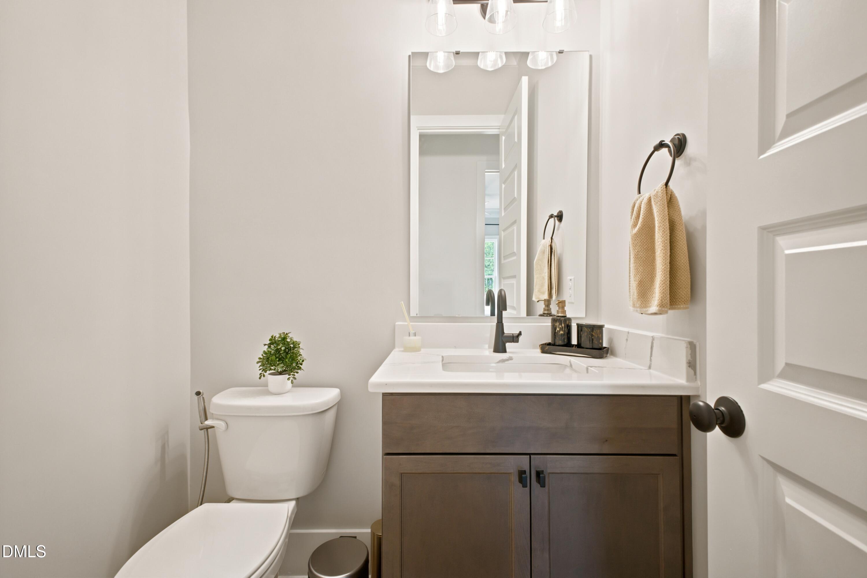 1045 Azalea Garden Circle Property Photo 22