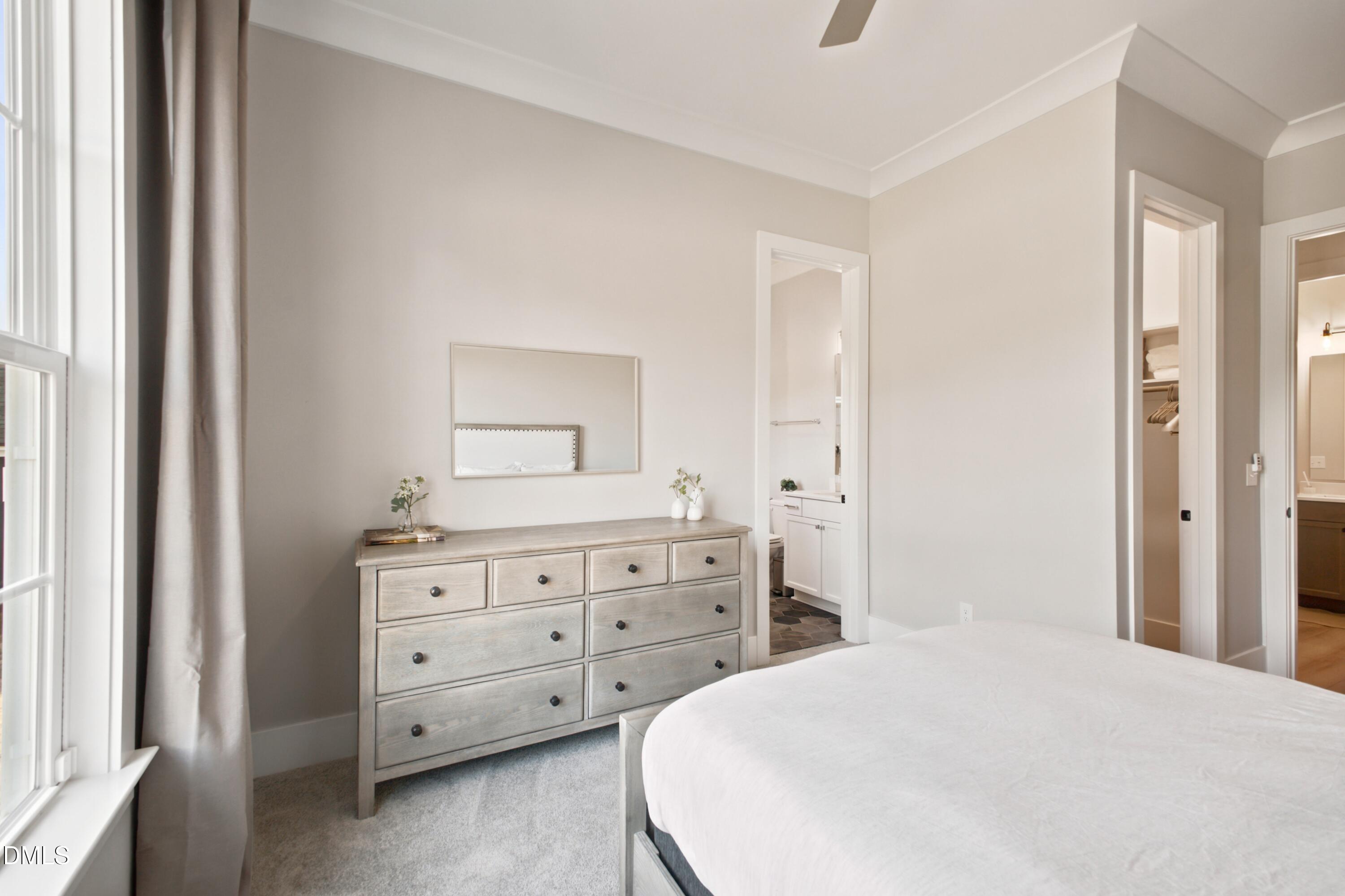 1045 Azalea Garden Circle Property Photo 24