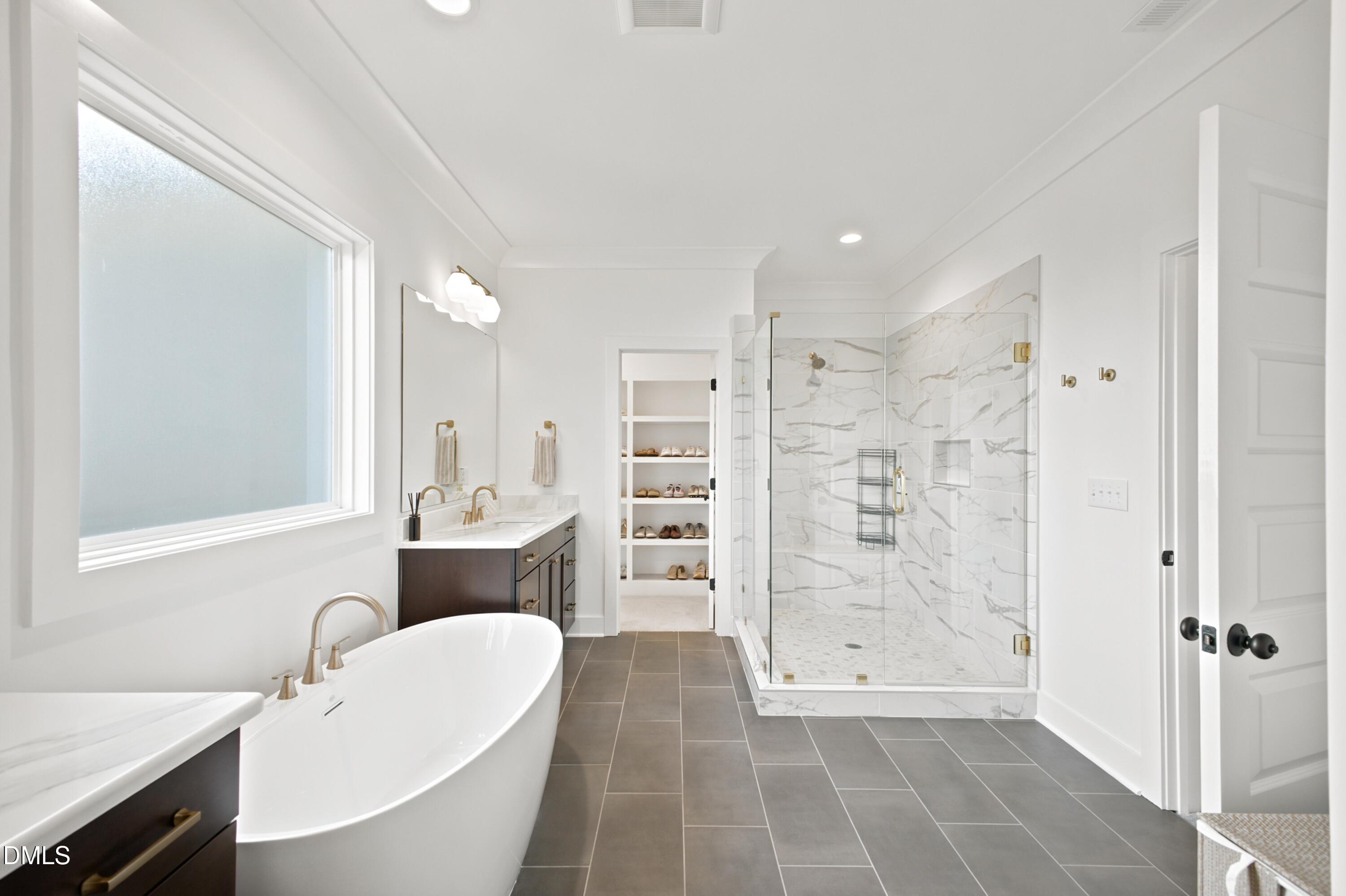 1045 Azalea Garden Circle Property Photo 31
