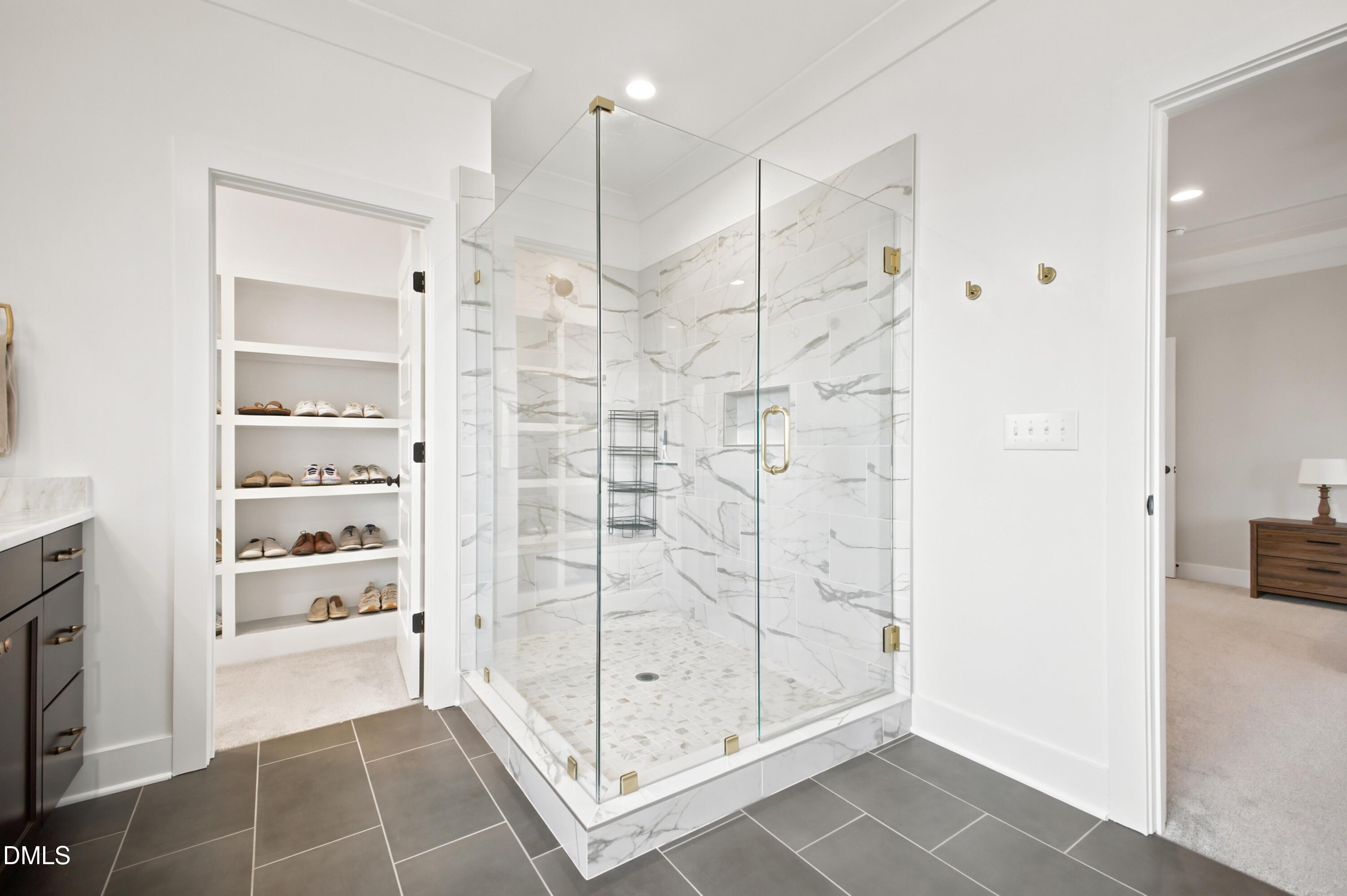 1045 Azalea Garden Circle Property Photo 32
