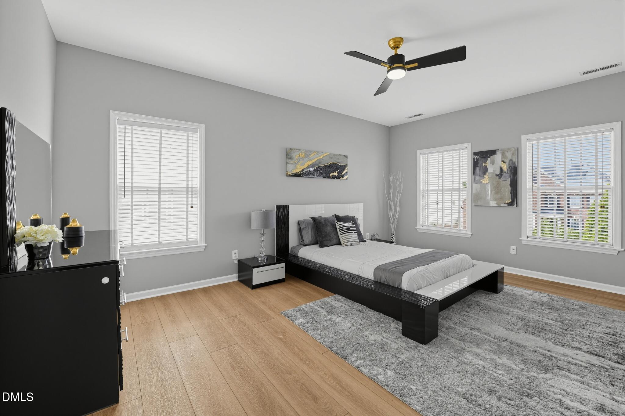 100 Drakeshire Court Property Photo 18