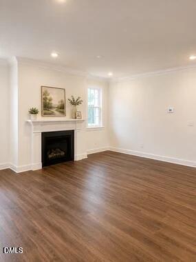 708 Longleaf Grove Lane Property Photo 4