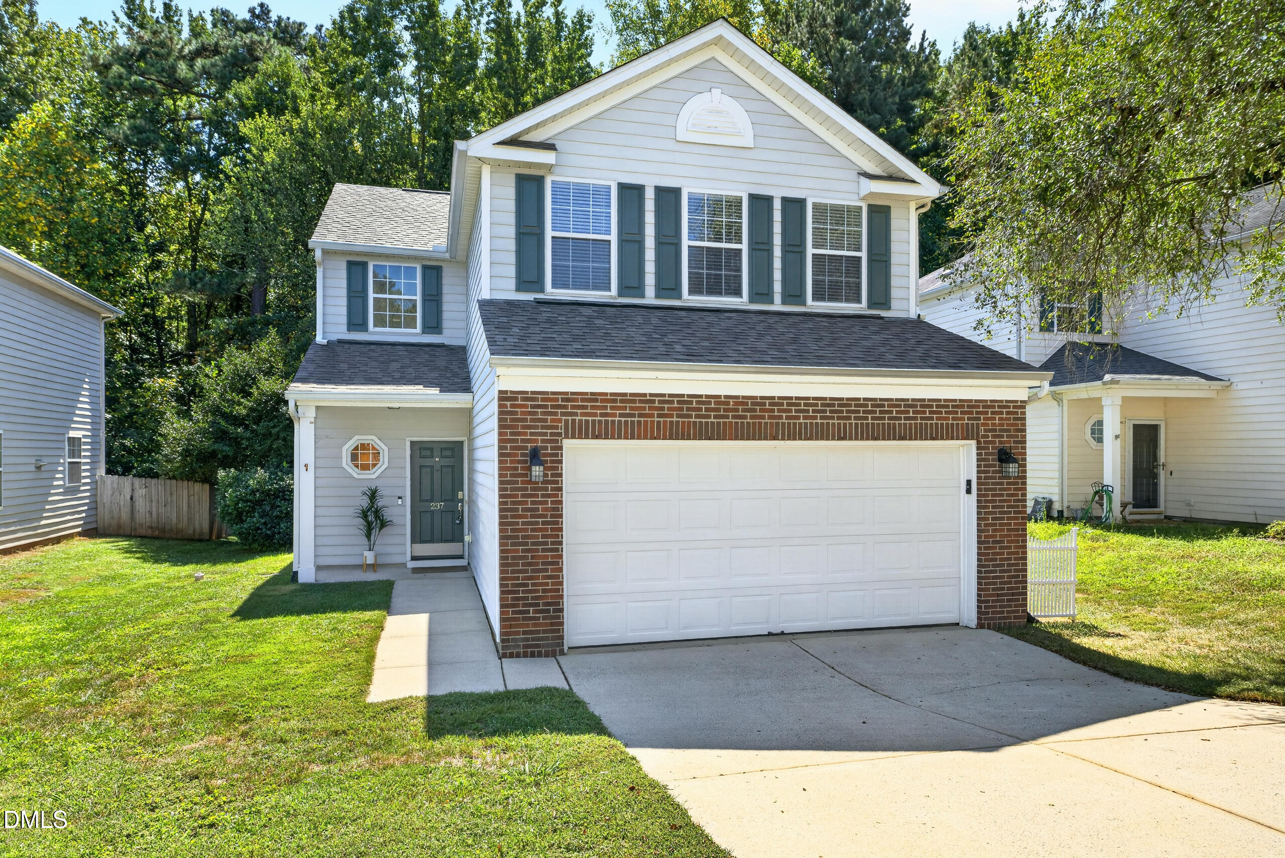 237 Inkster Cove Property Photo 1