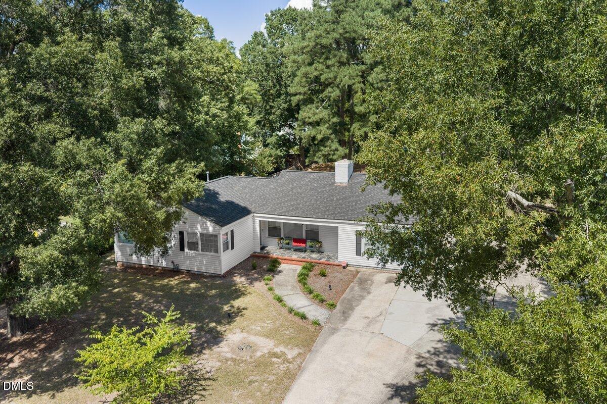 2605 Holloway Street Property Photo 4