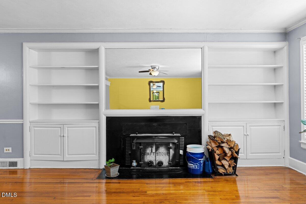 2605 Holloway Street Property Photo 19