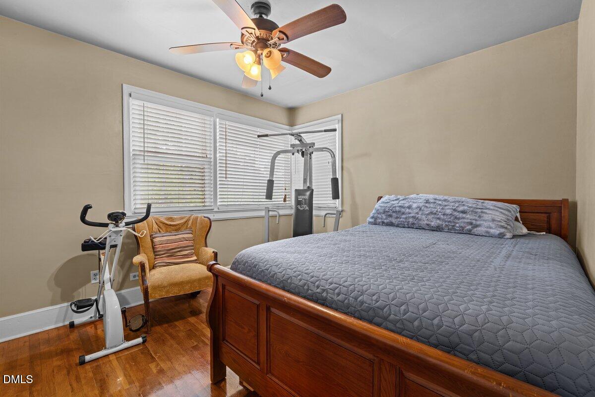 2605 Holloway Street Property Photo 24