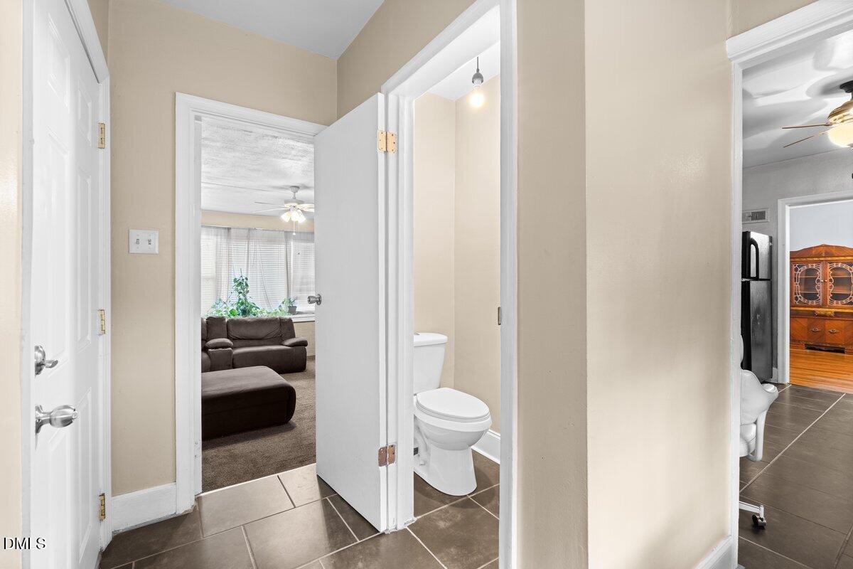 2605 Holloway Street Property Photo 29
