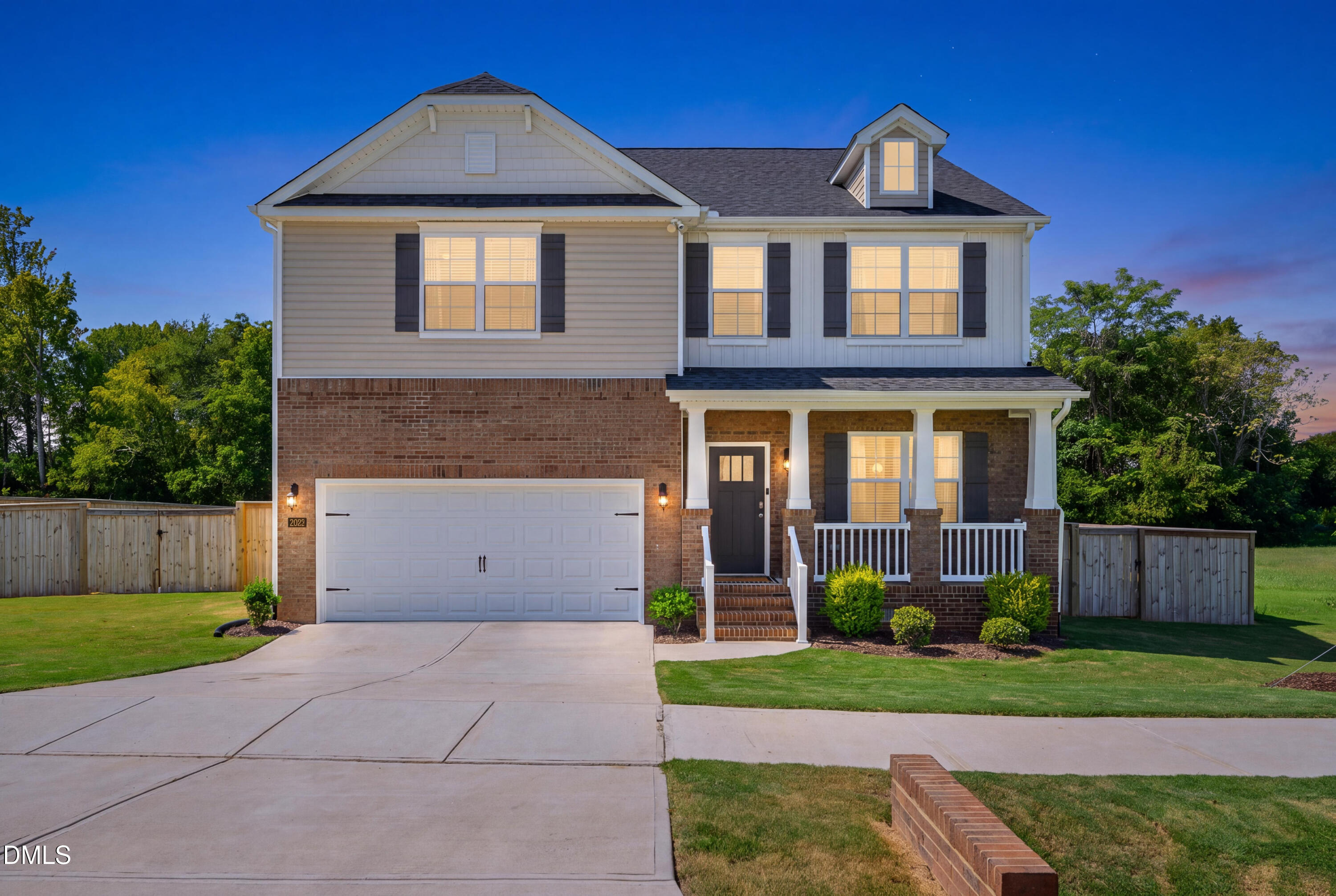 2023 Rosebank Way Property Photo 1