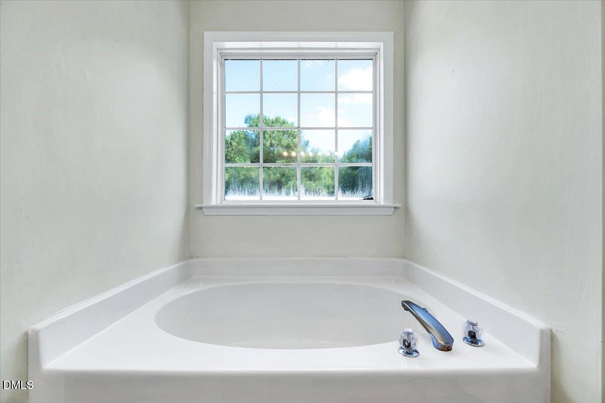 128 Edmondson Drive Property Photo 11