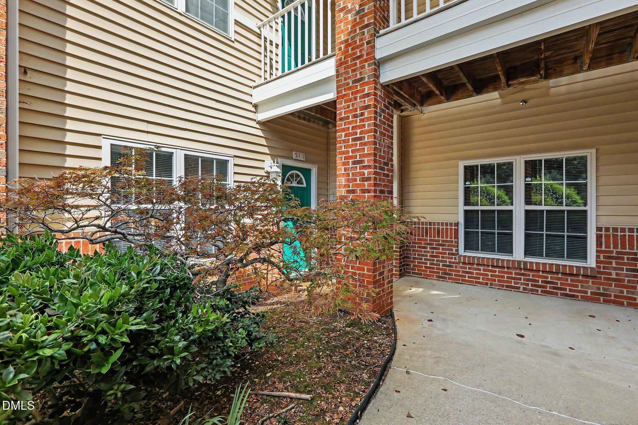 511 Glenolden Court Property Photo 3
