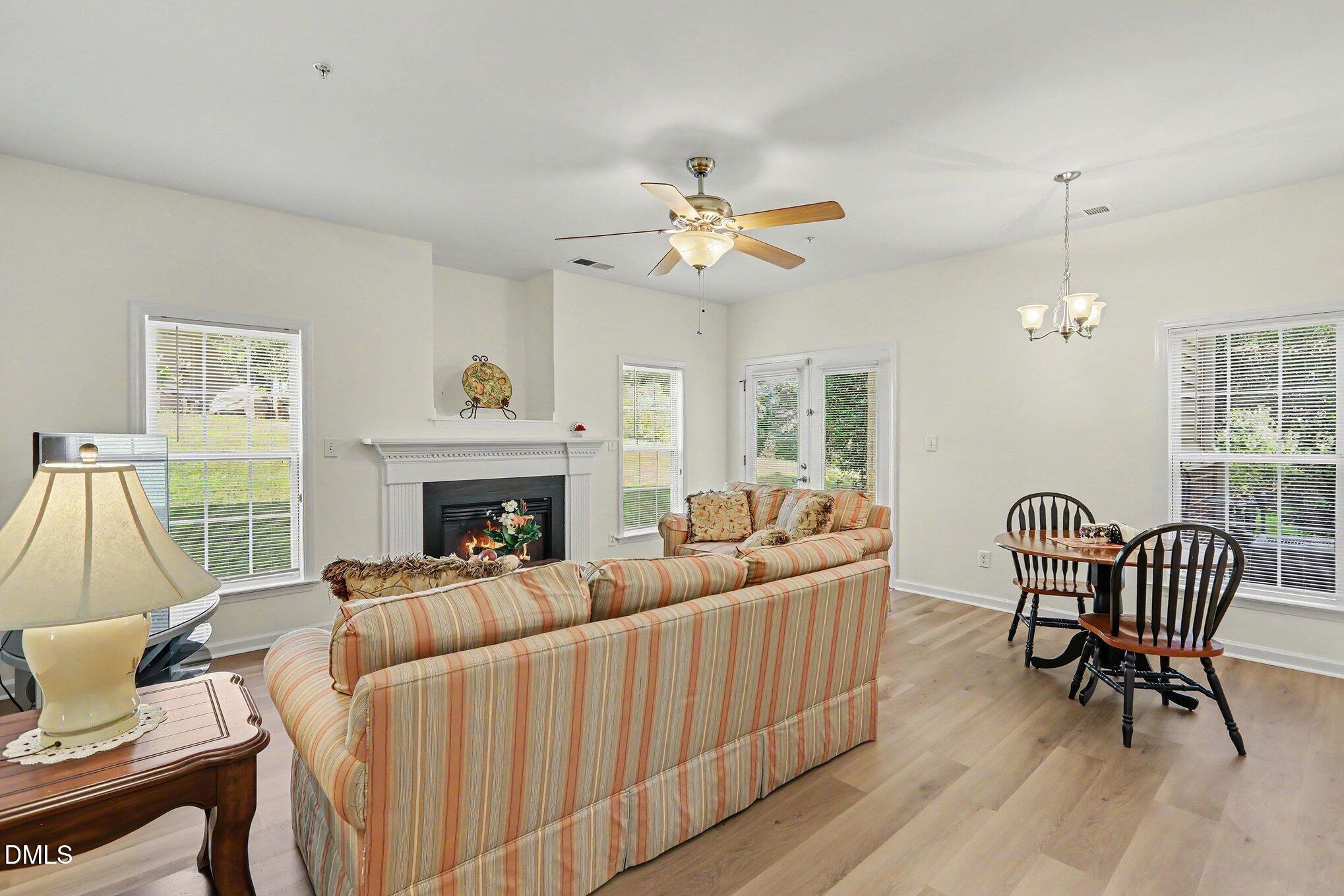 511 Glenolden Court Property Photo 6