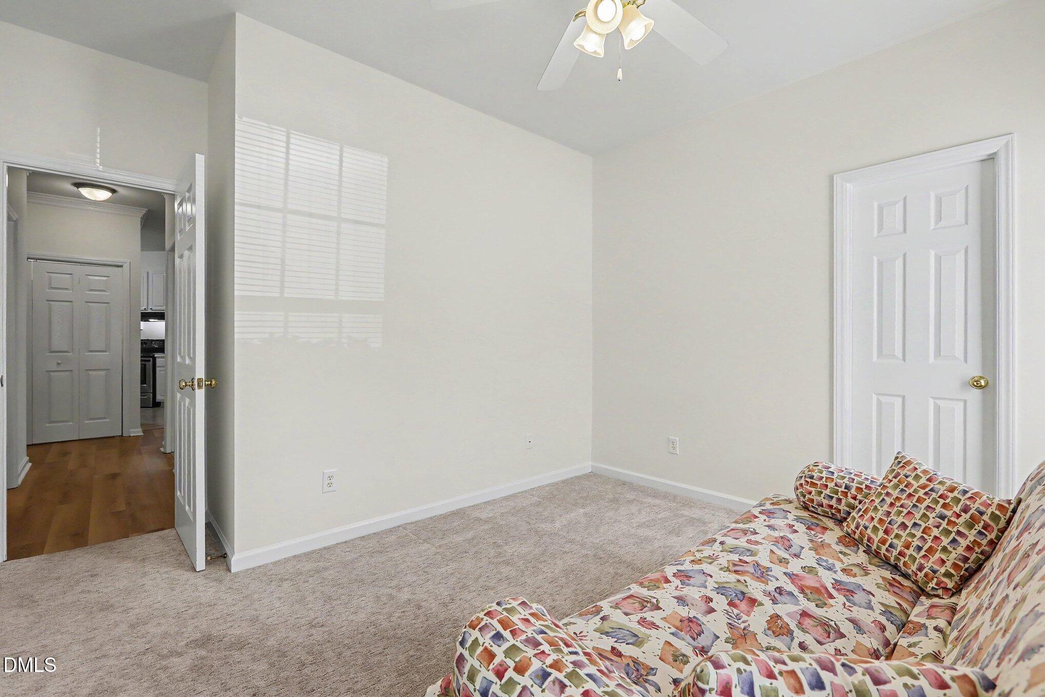 511 Glenolden Court Property Photo 14
