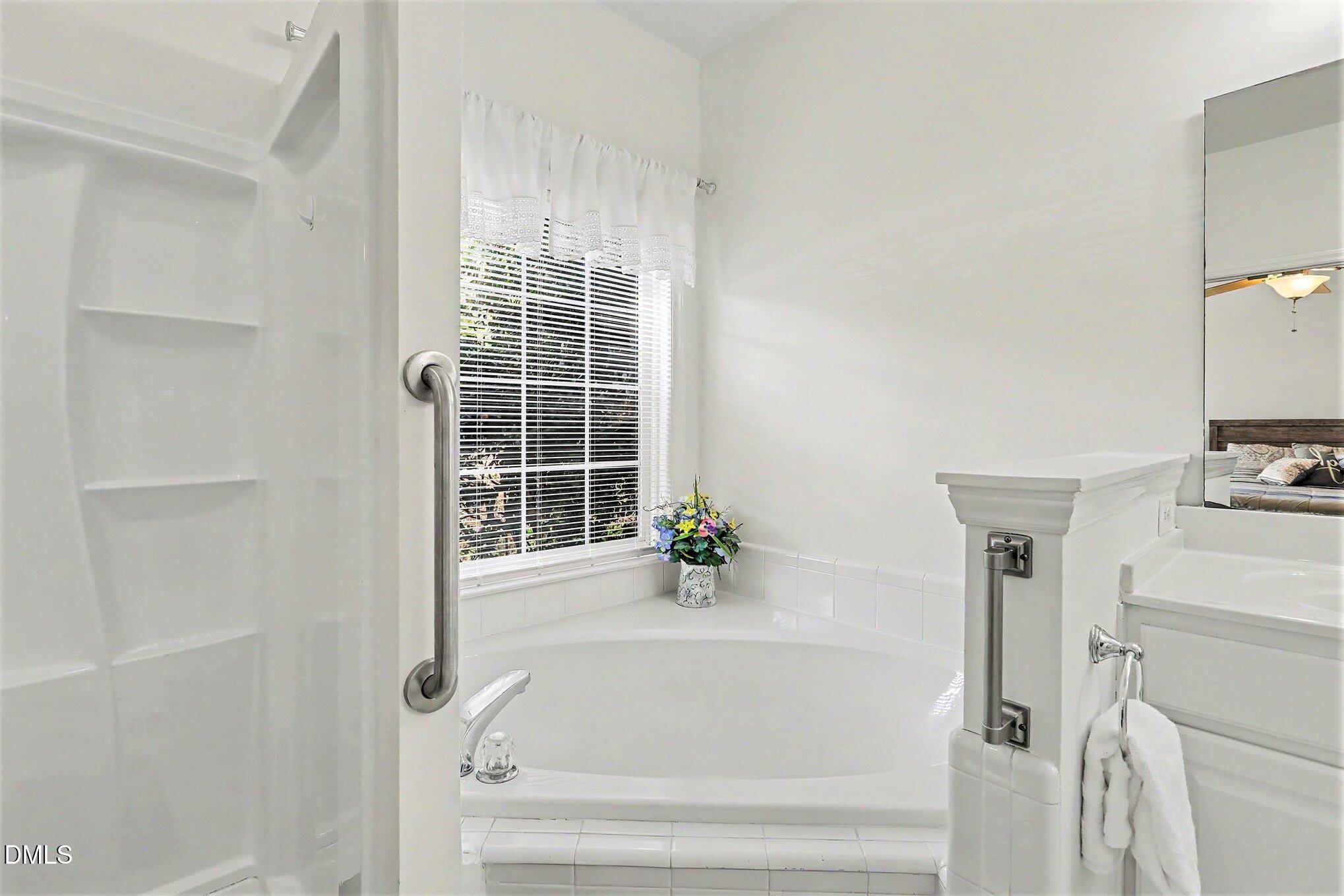 511 Glenolden Court Property Photo 19