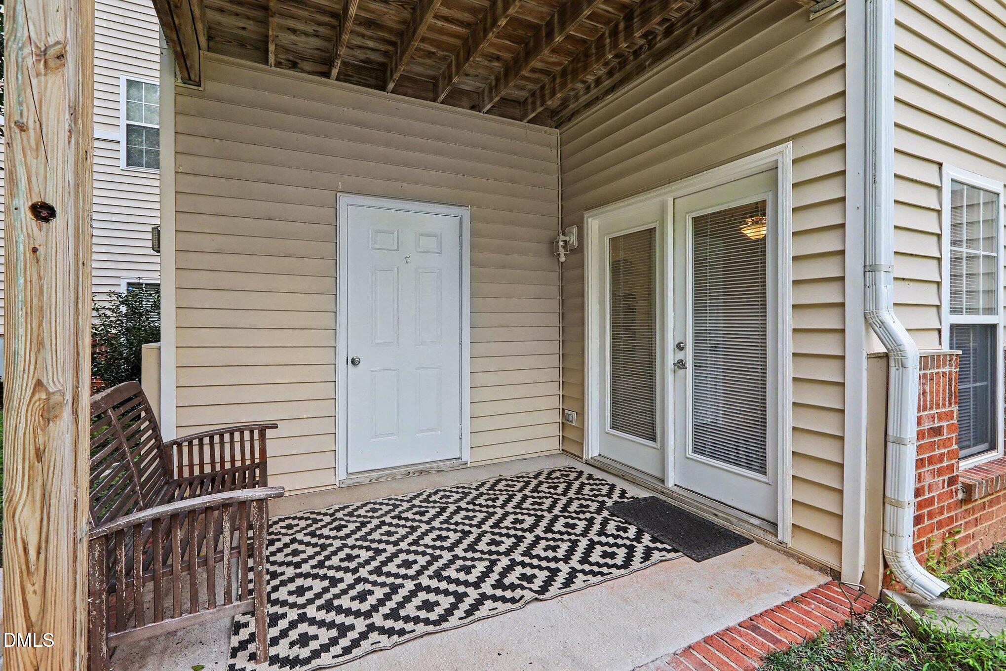 511 Glenolden Court Property Photo 24