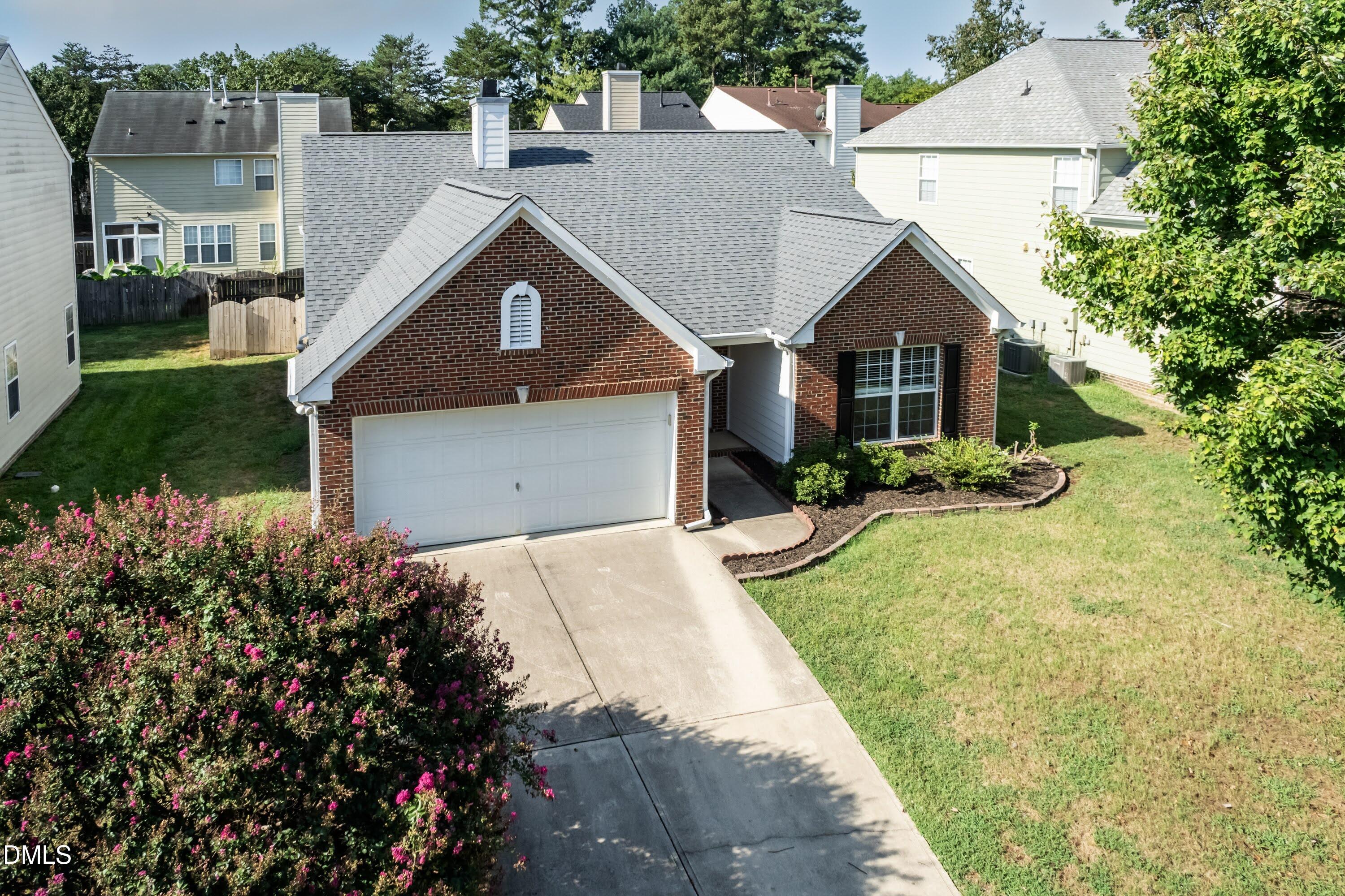 5412 Alafia Court Property Photo 4
