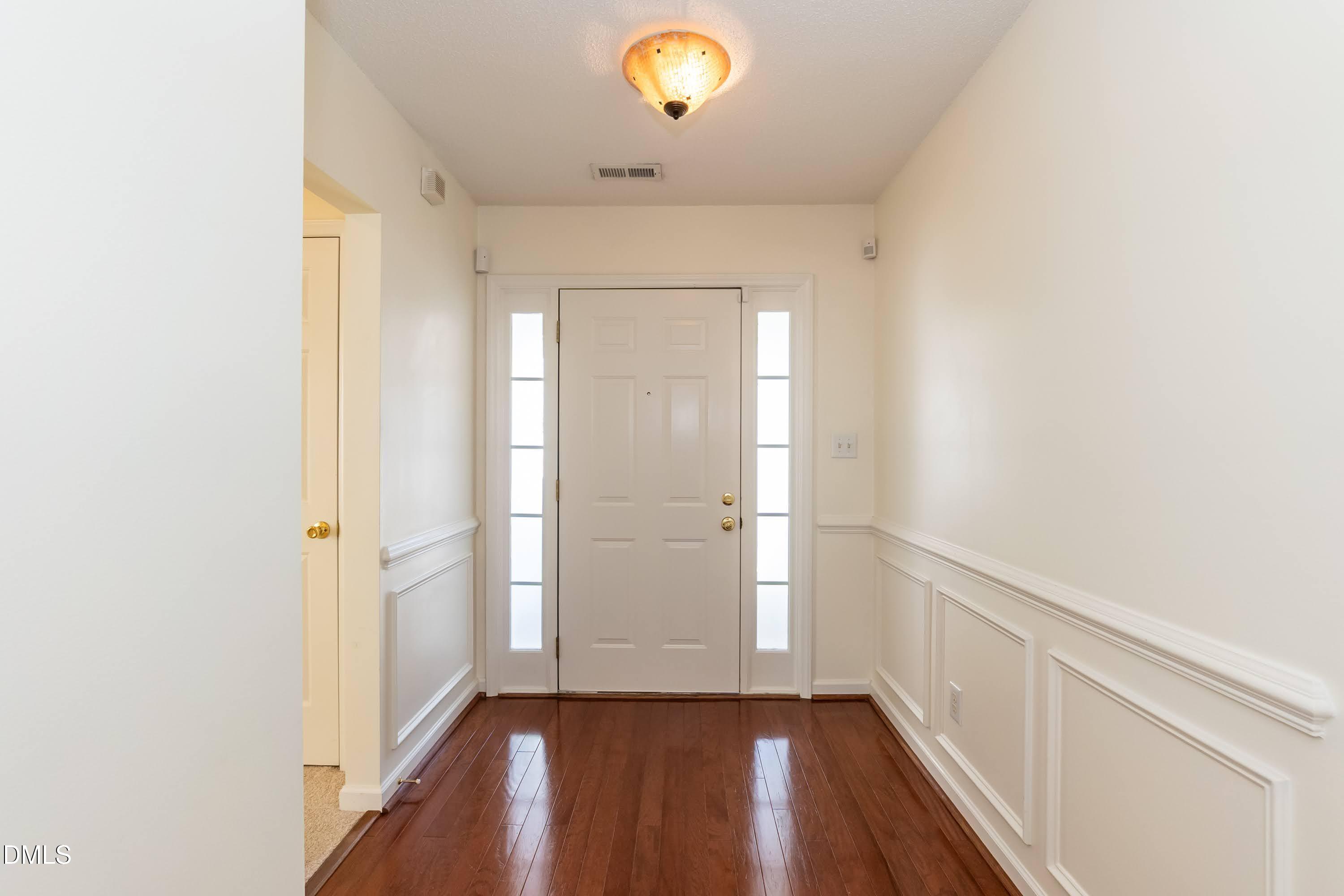 5412 Alafia Court Property Photo 6