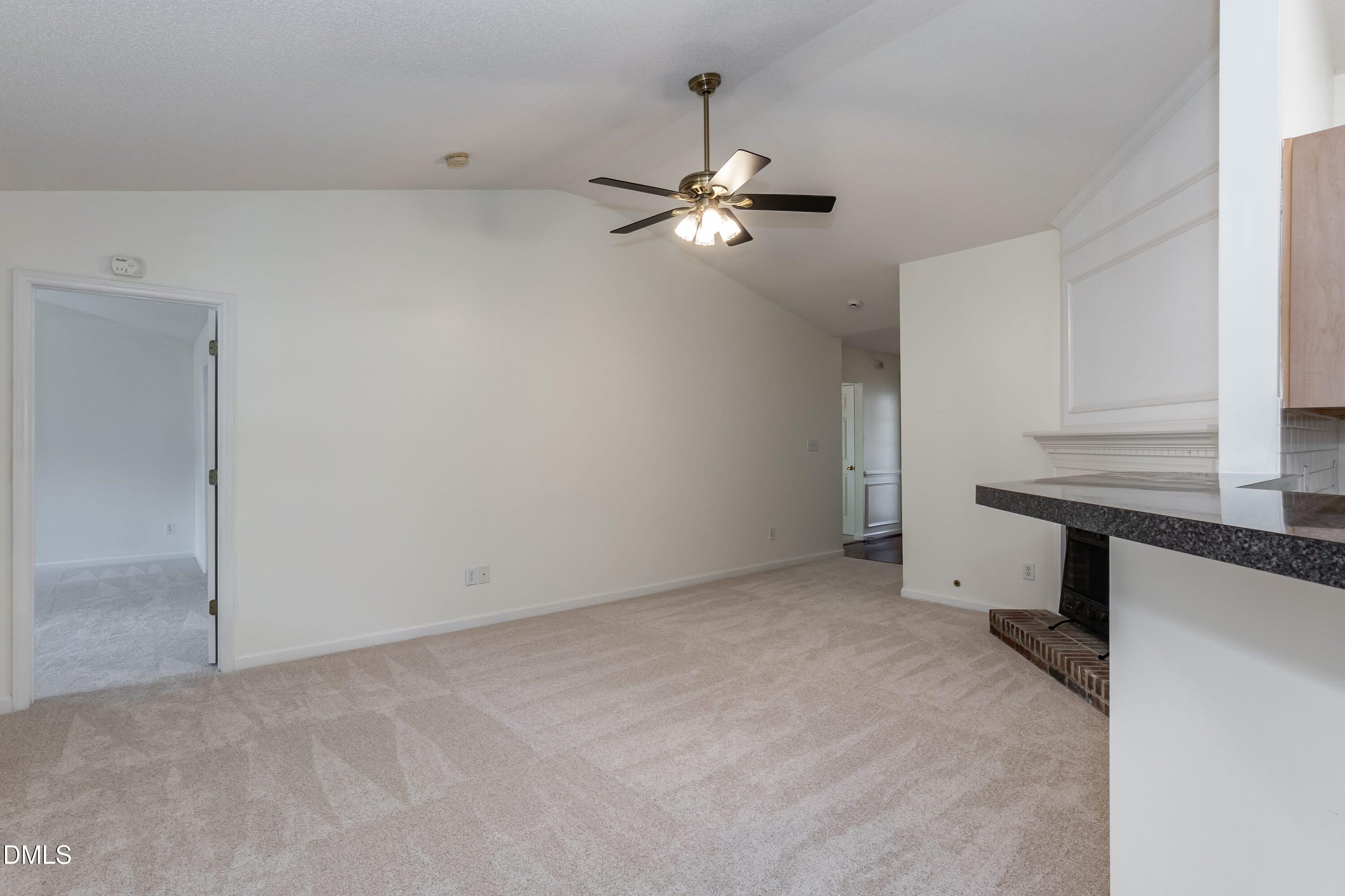 5412 Alafia Court Property Photo 9