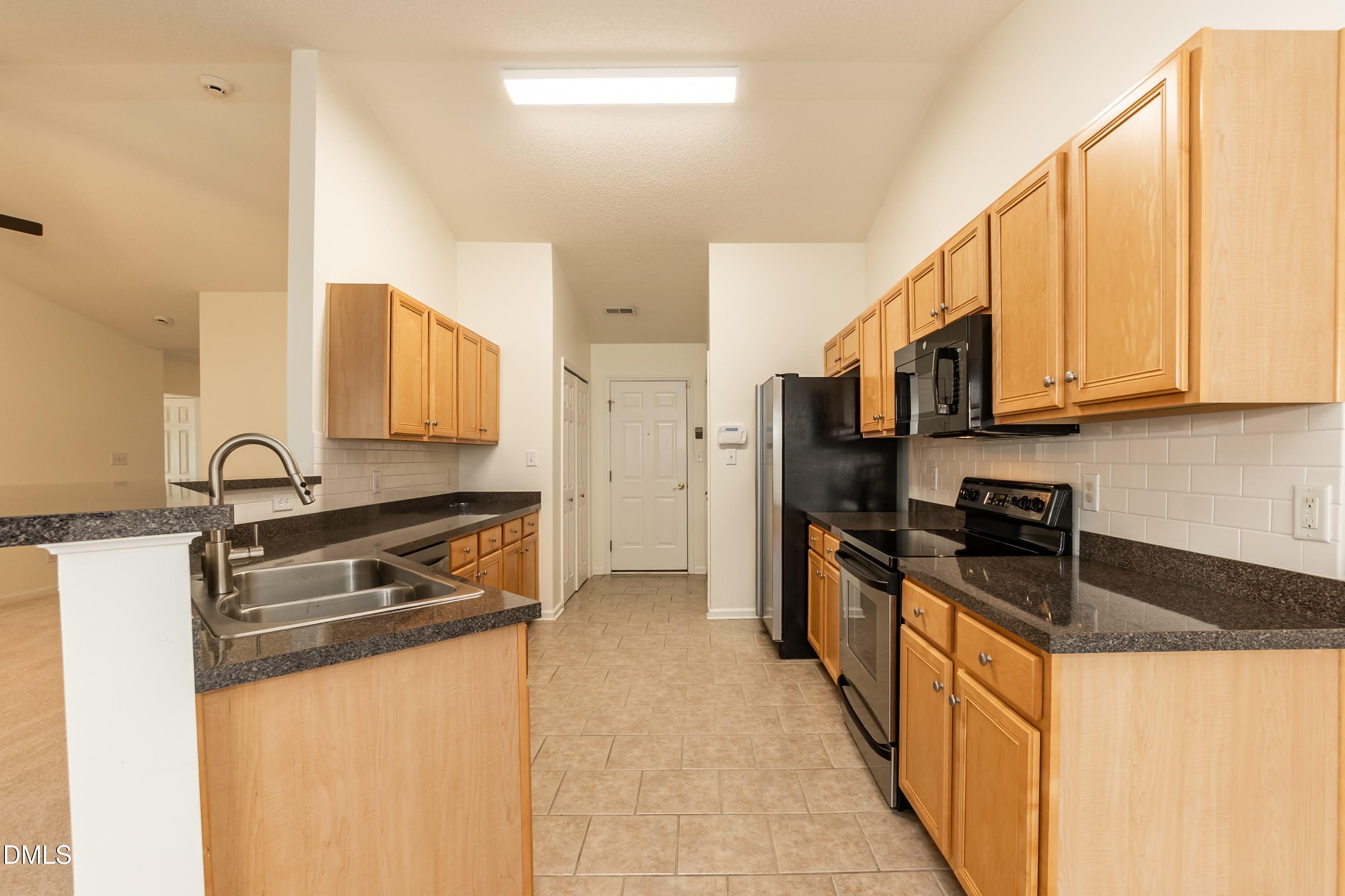 5412 Alafia Court Property Photo 12