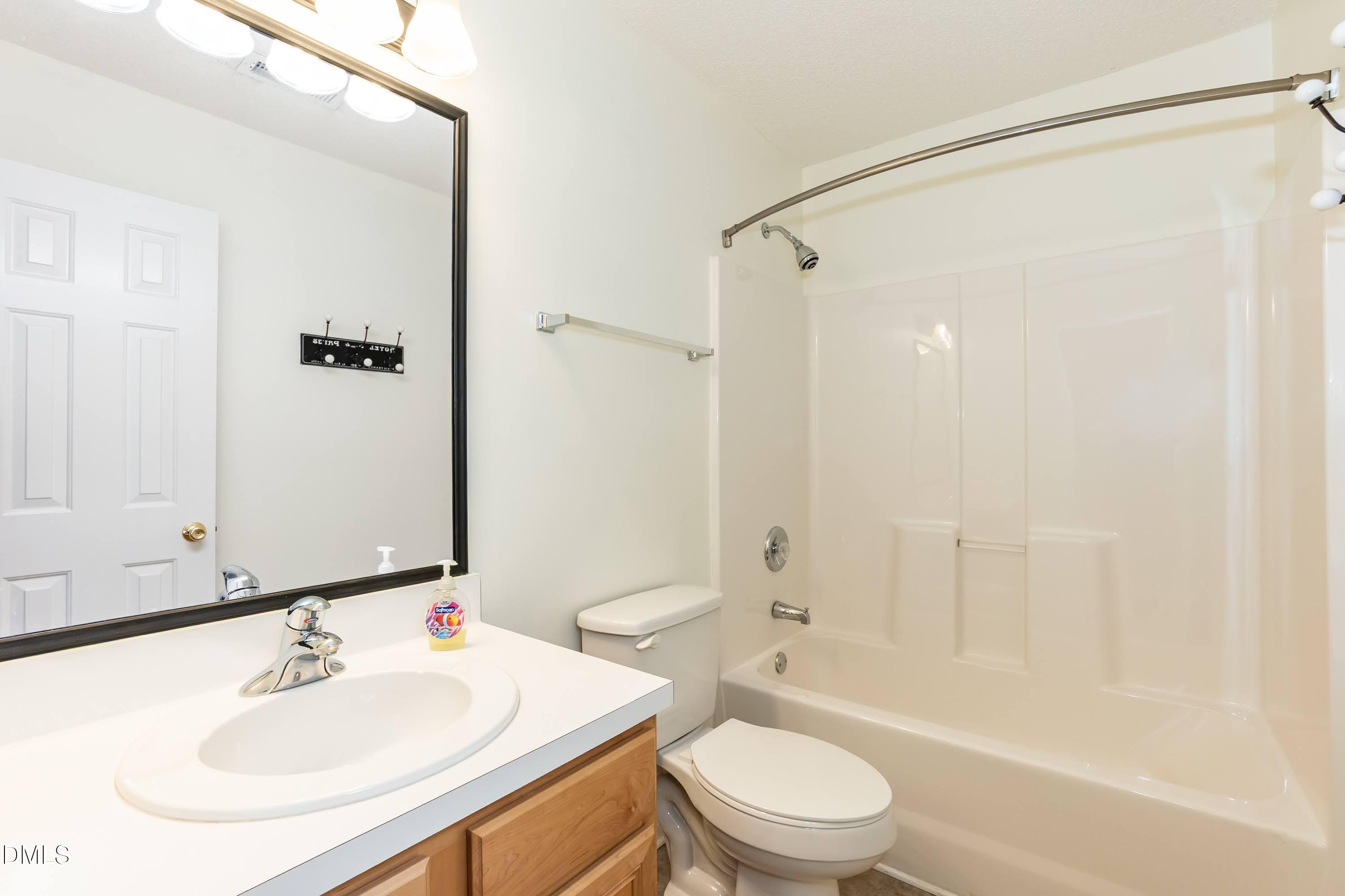 5412 Alafia Court Property Photo 18