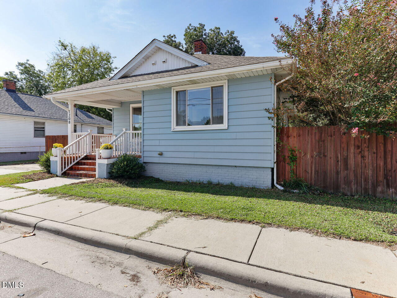 1208 Taylor Street Property Photo 4