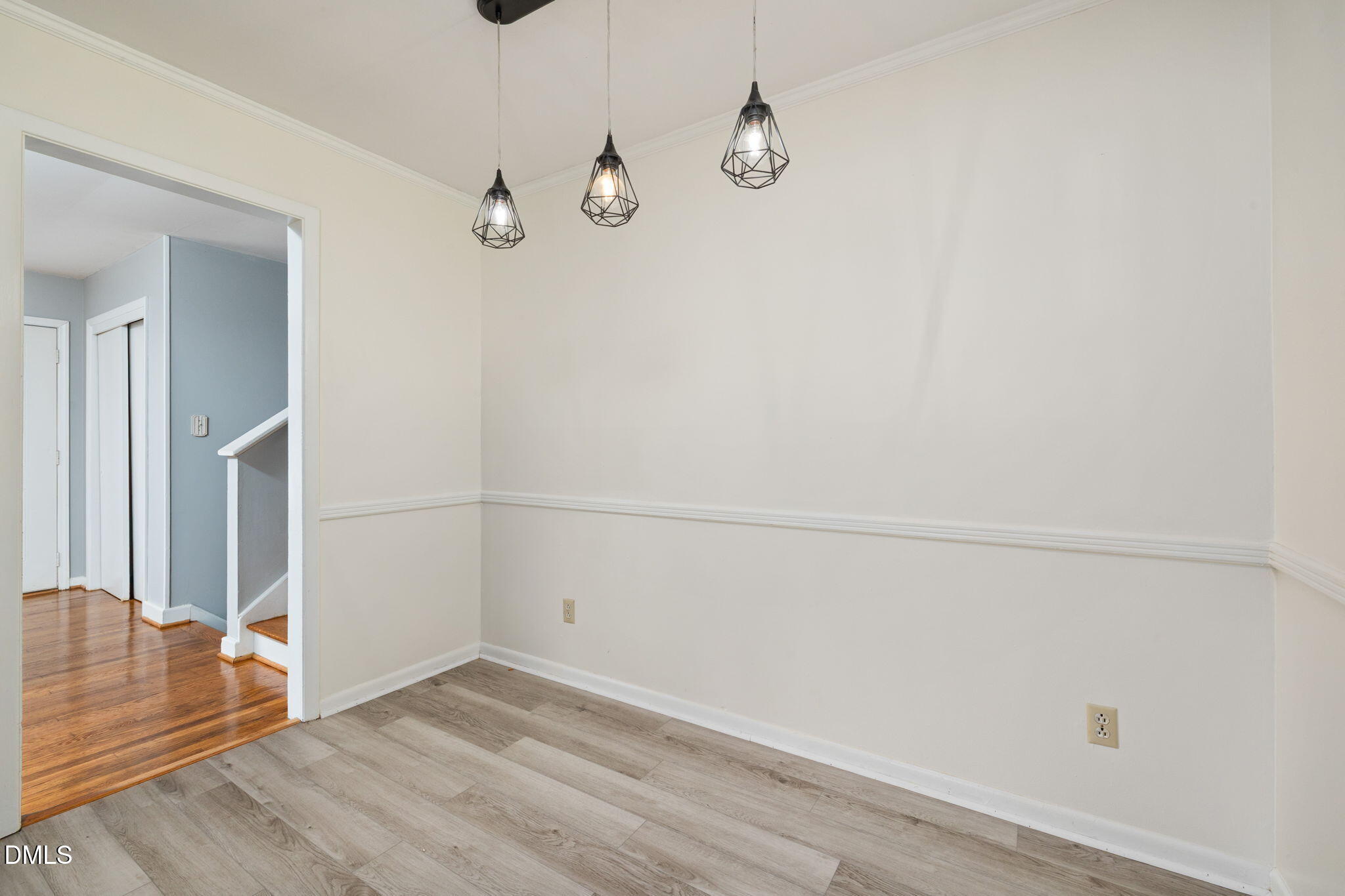 135 Emerald Circle Property Photo 5