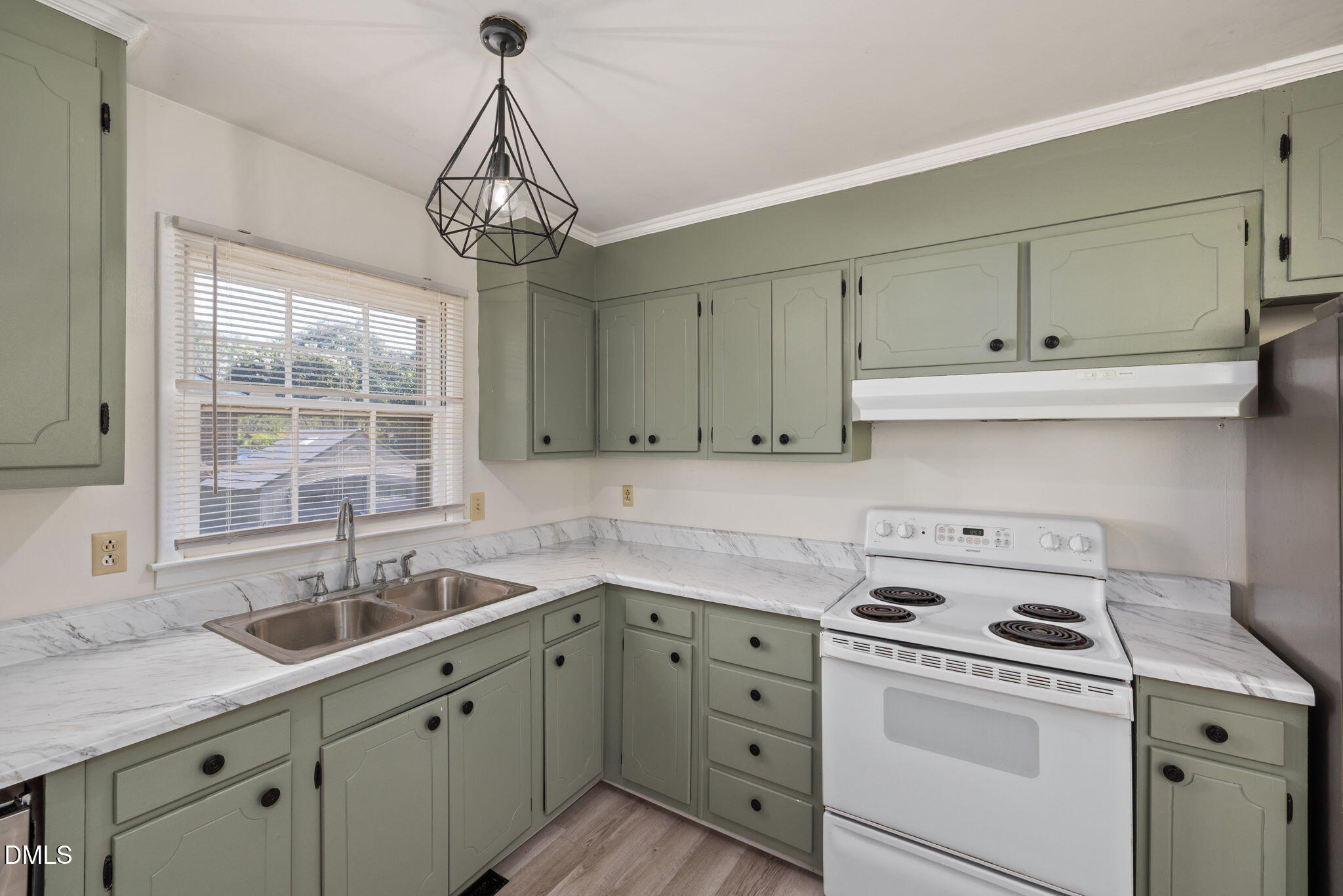 135 Emerald Circle Property Photo 8