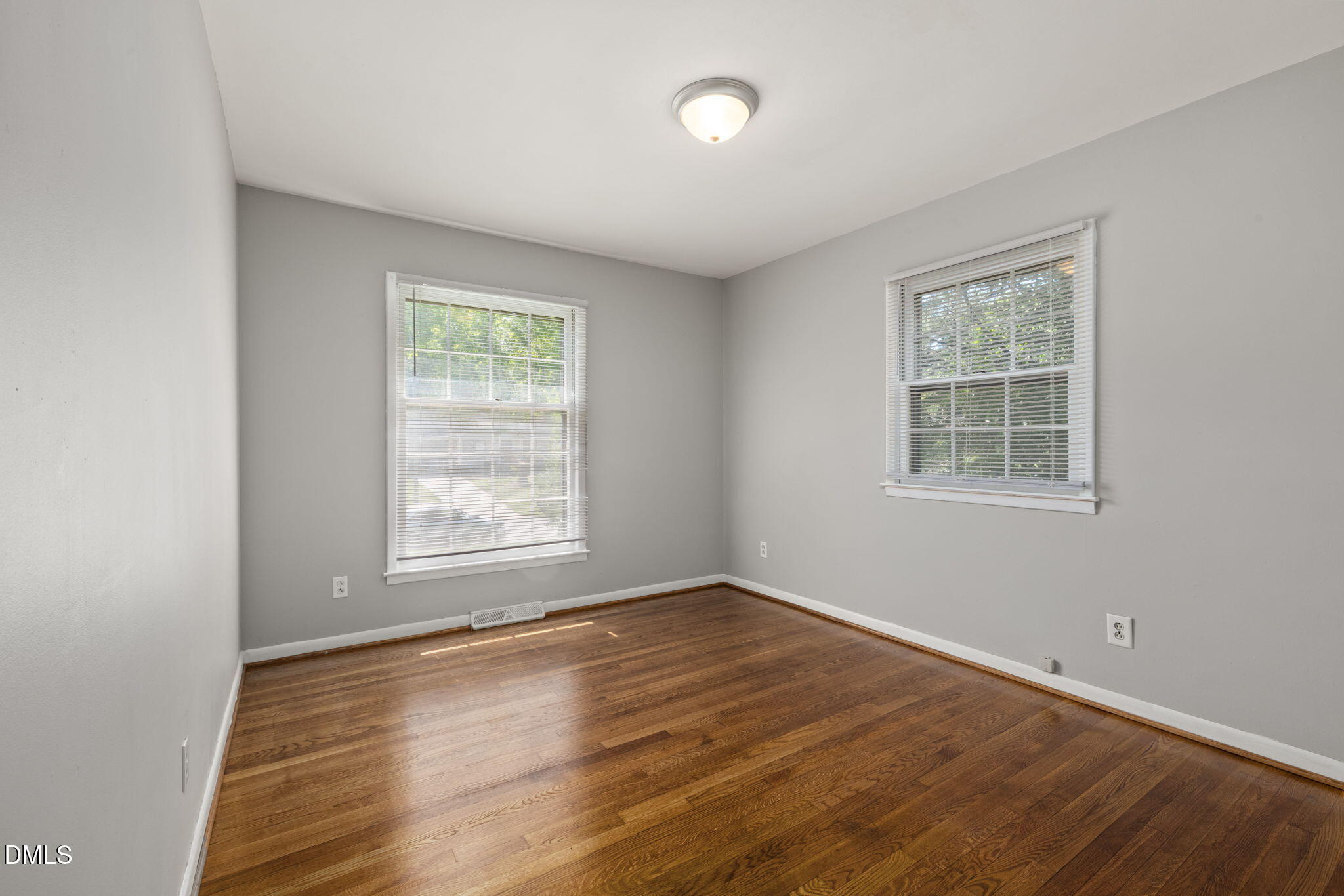 135 Emerald Circle Property Photo 11
