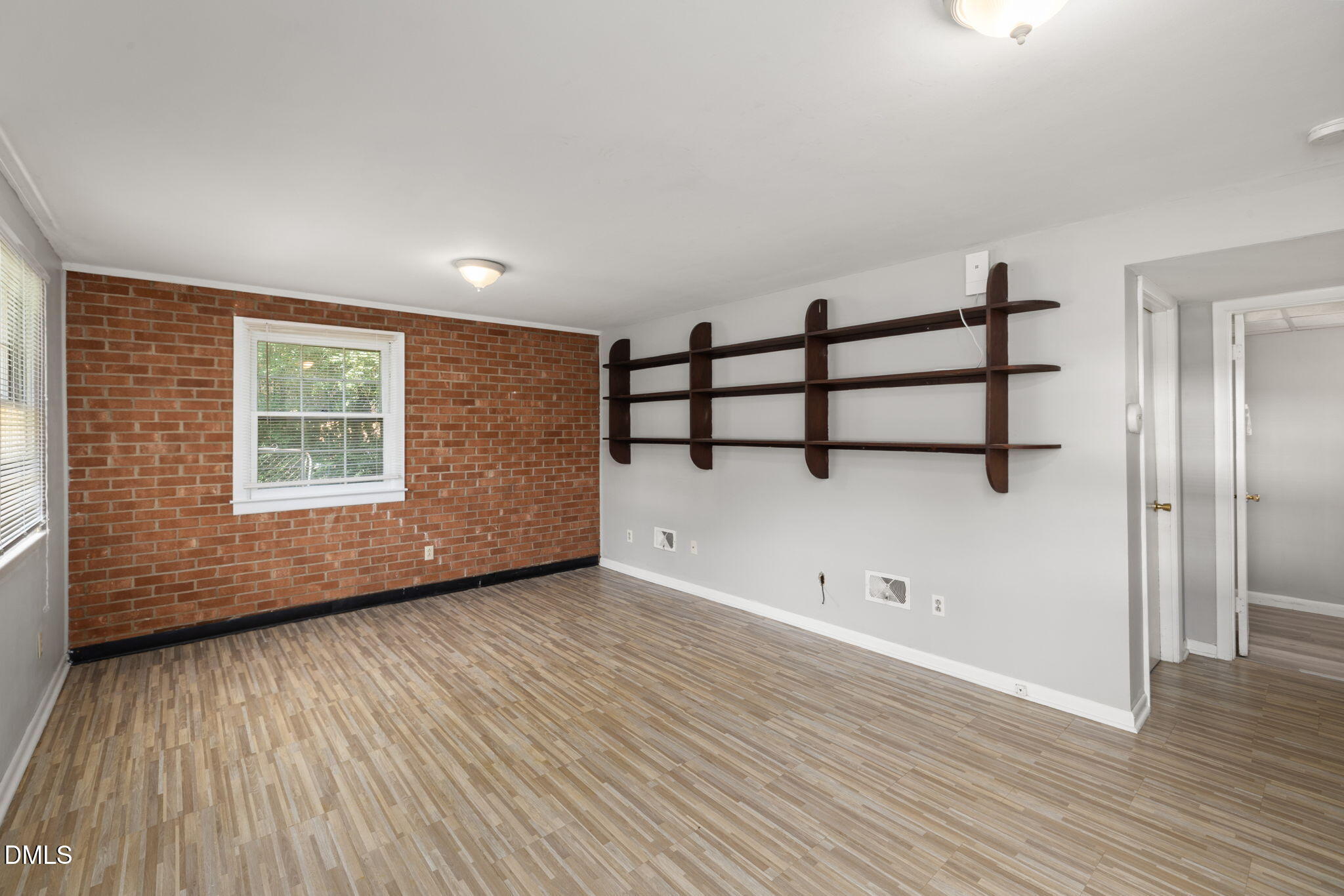 135 Emerald Circle Property Photo 15