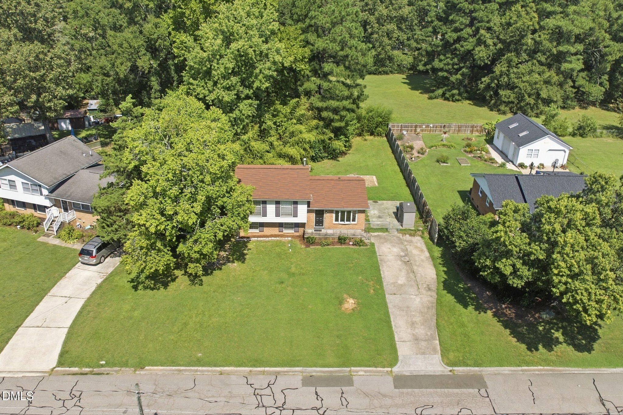 135 Emerald Circle Property Photo 21