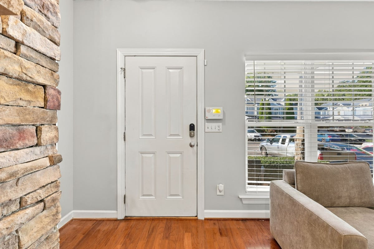 8818 Orchard Grove Way Property Photo 3