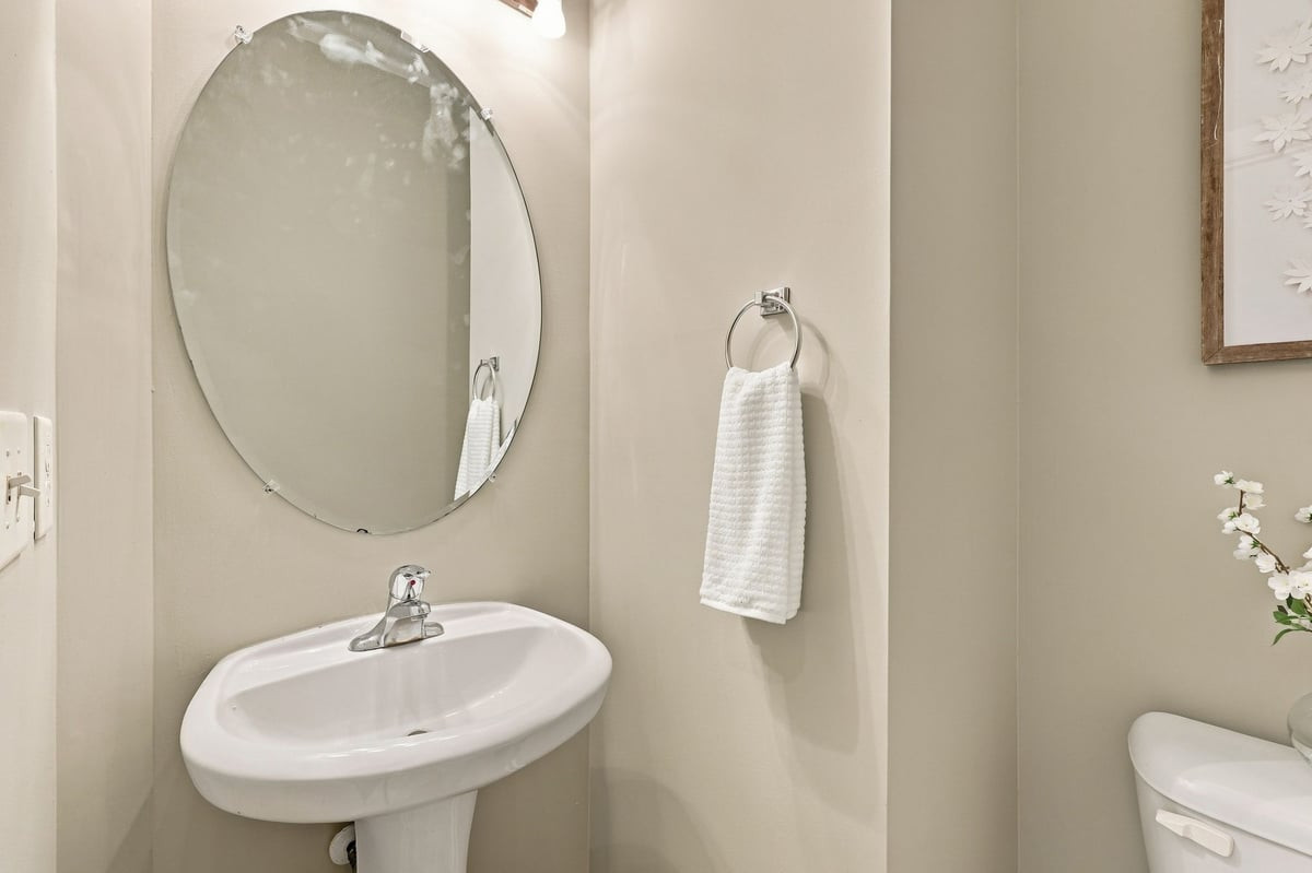 8818 Orchard Grove Way Property Photo 12