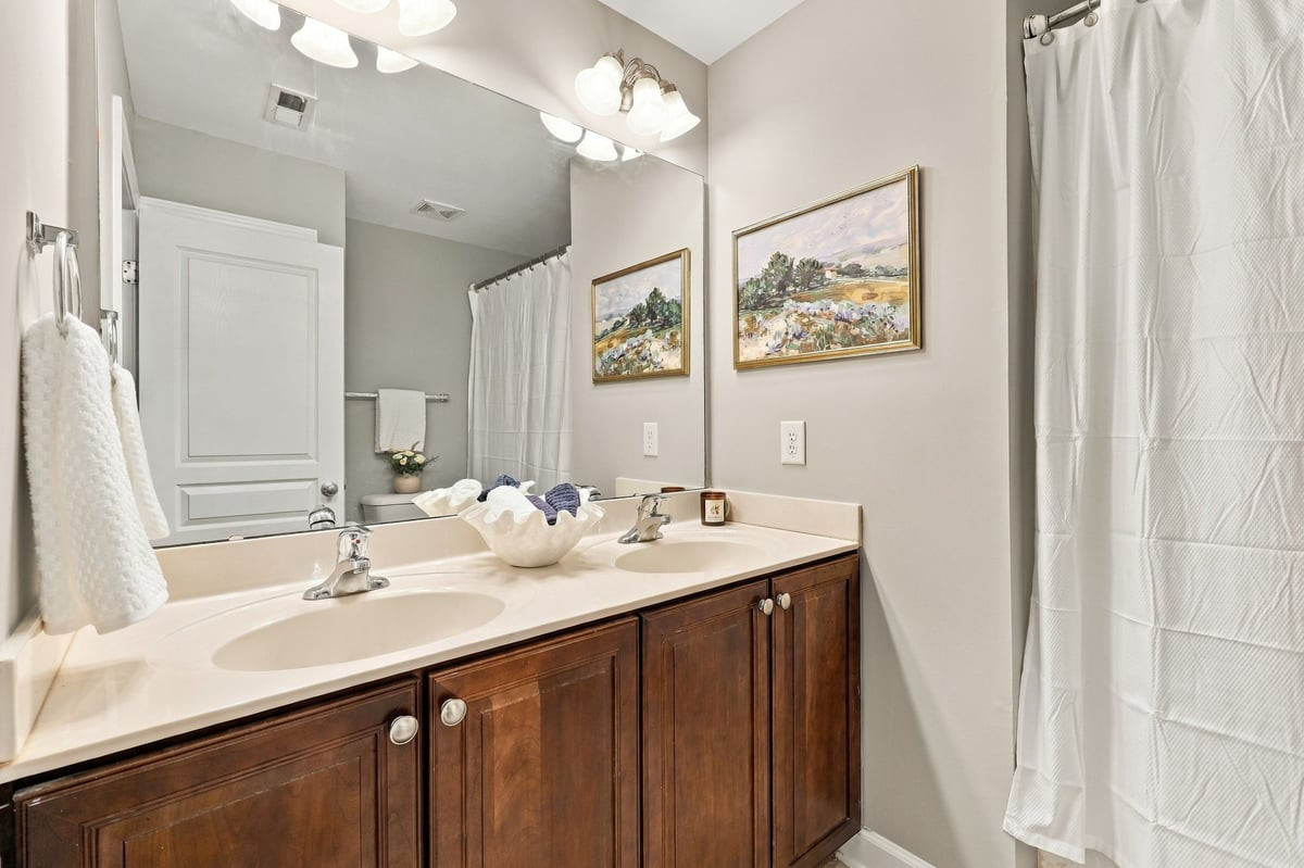 8818 Orchard Grove Way Property Photo 15