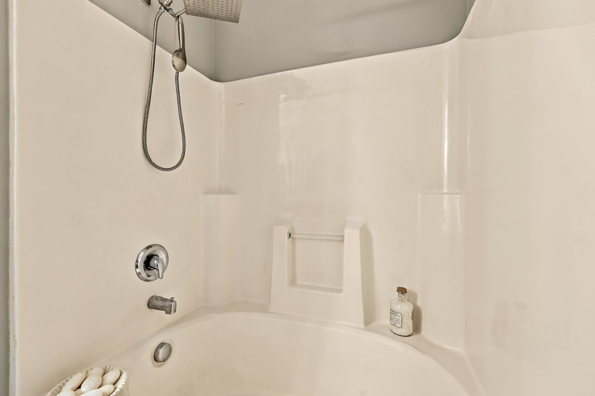 8818 Orchard Grove Way Property Photo 16