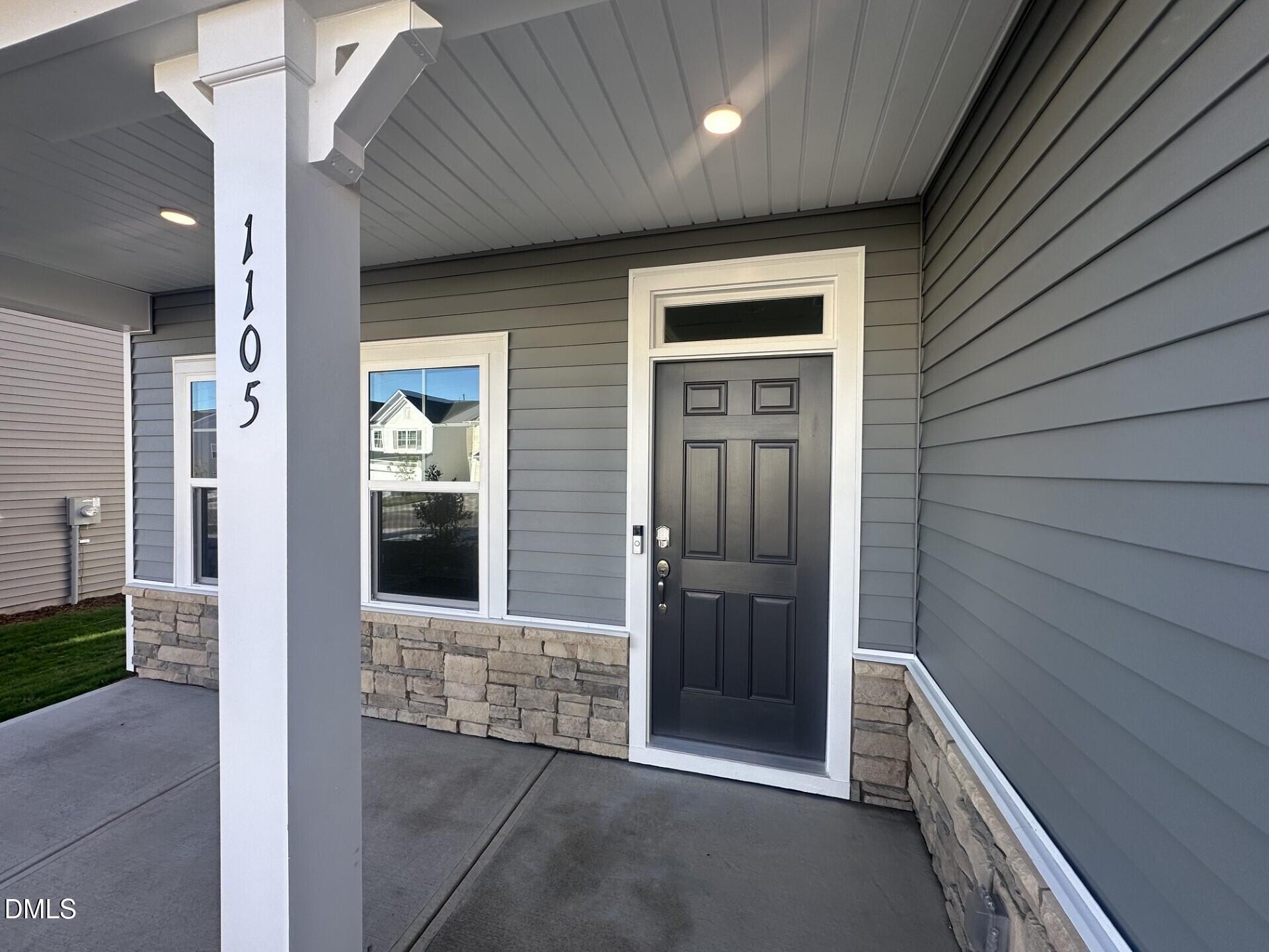 1105 Constellation Circle Property Photo 4