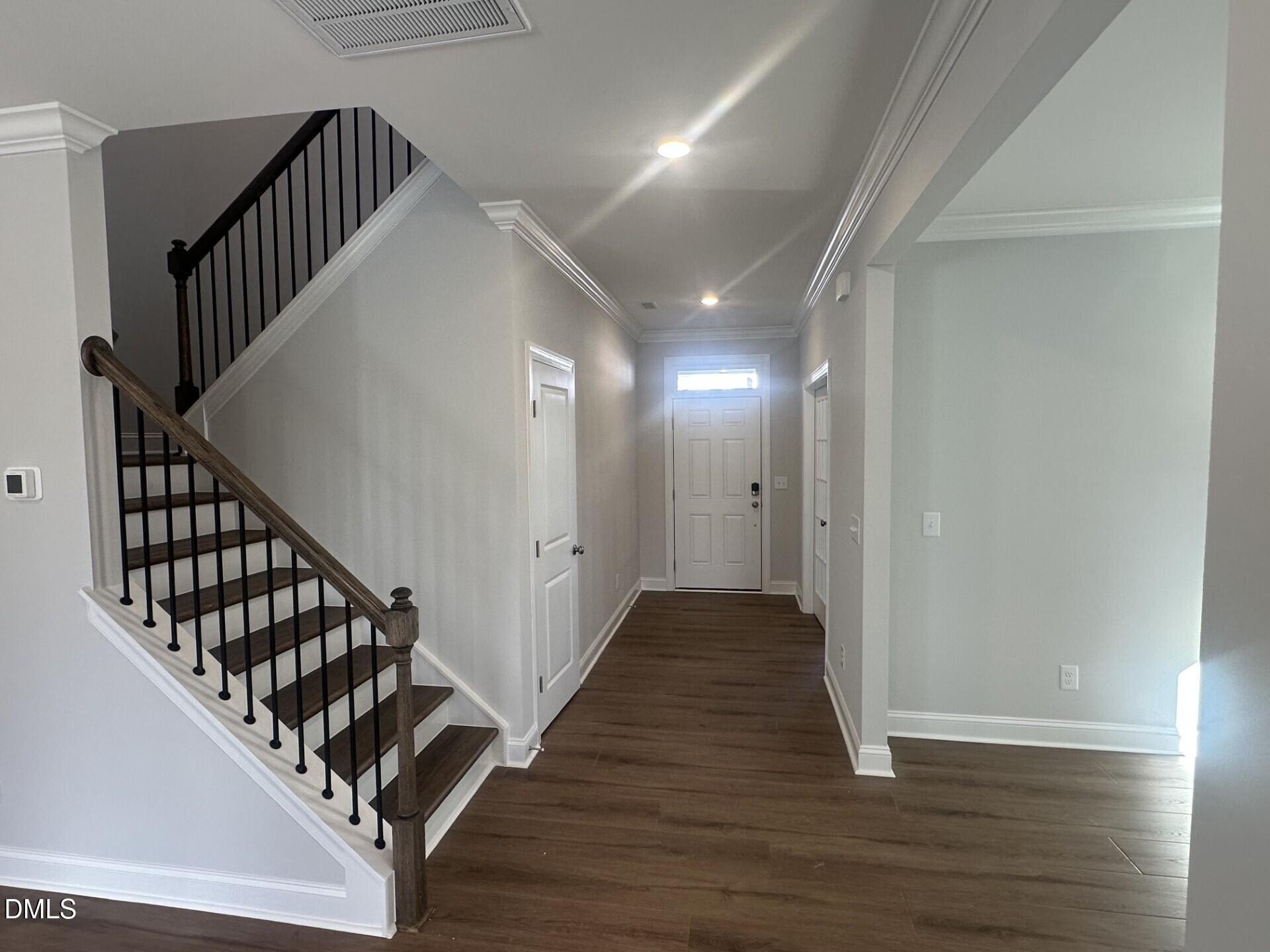 1105 Constellation Circle Property Photo 6