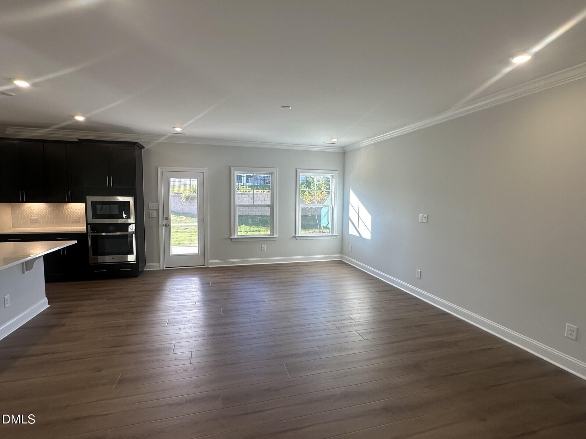 1105 Constellation Circle Property Photo 10