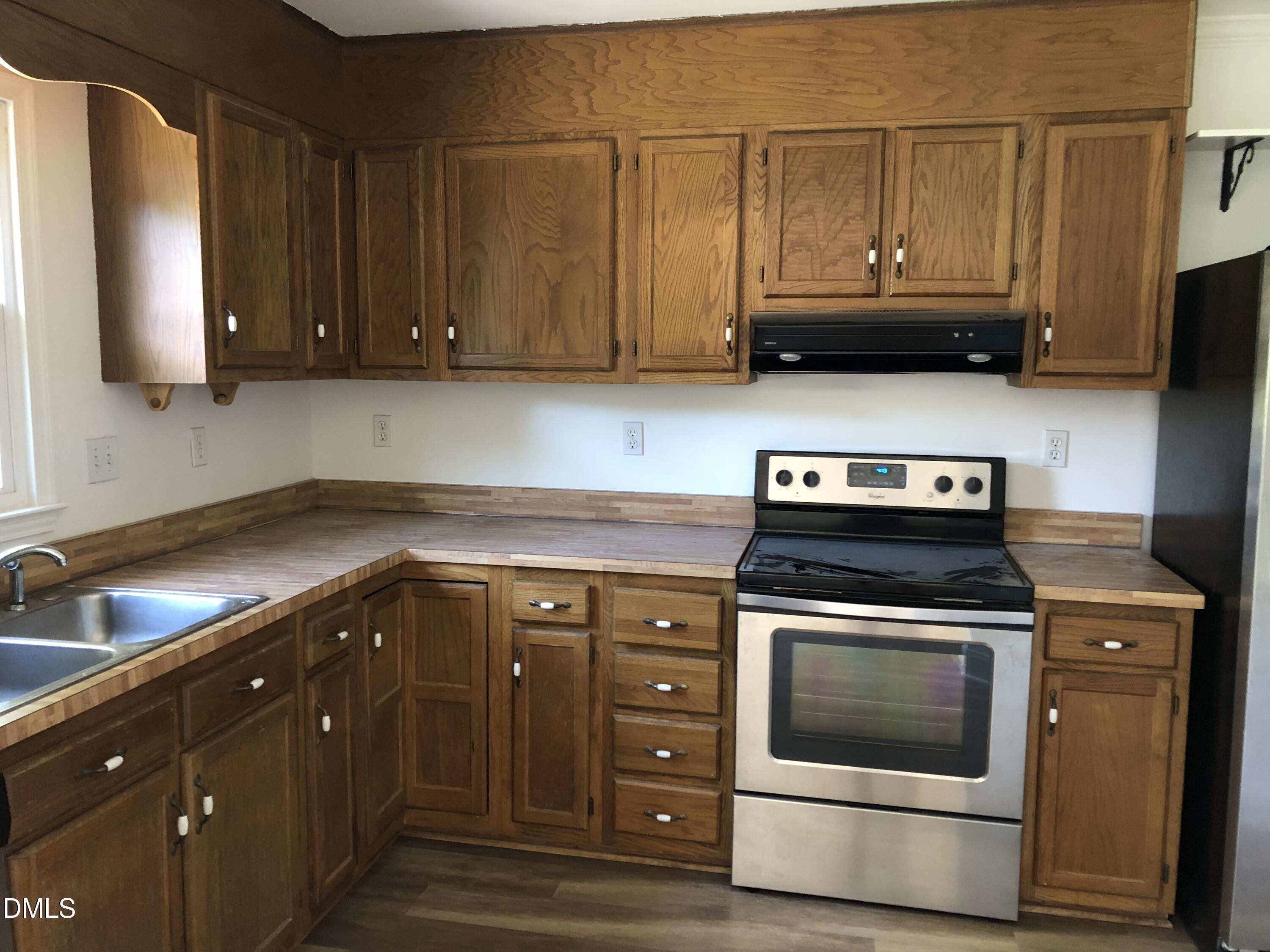 205 Electra Drive Property Photo 3