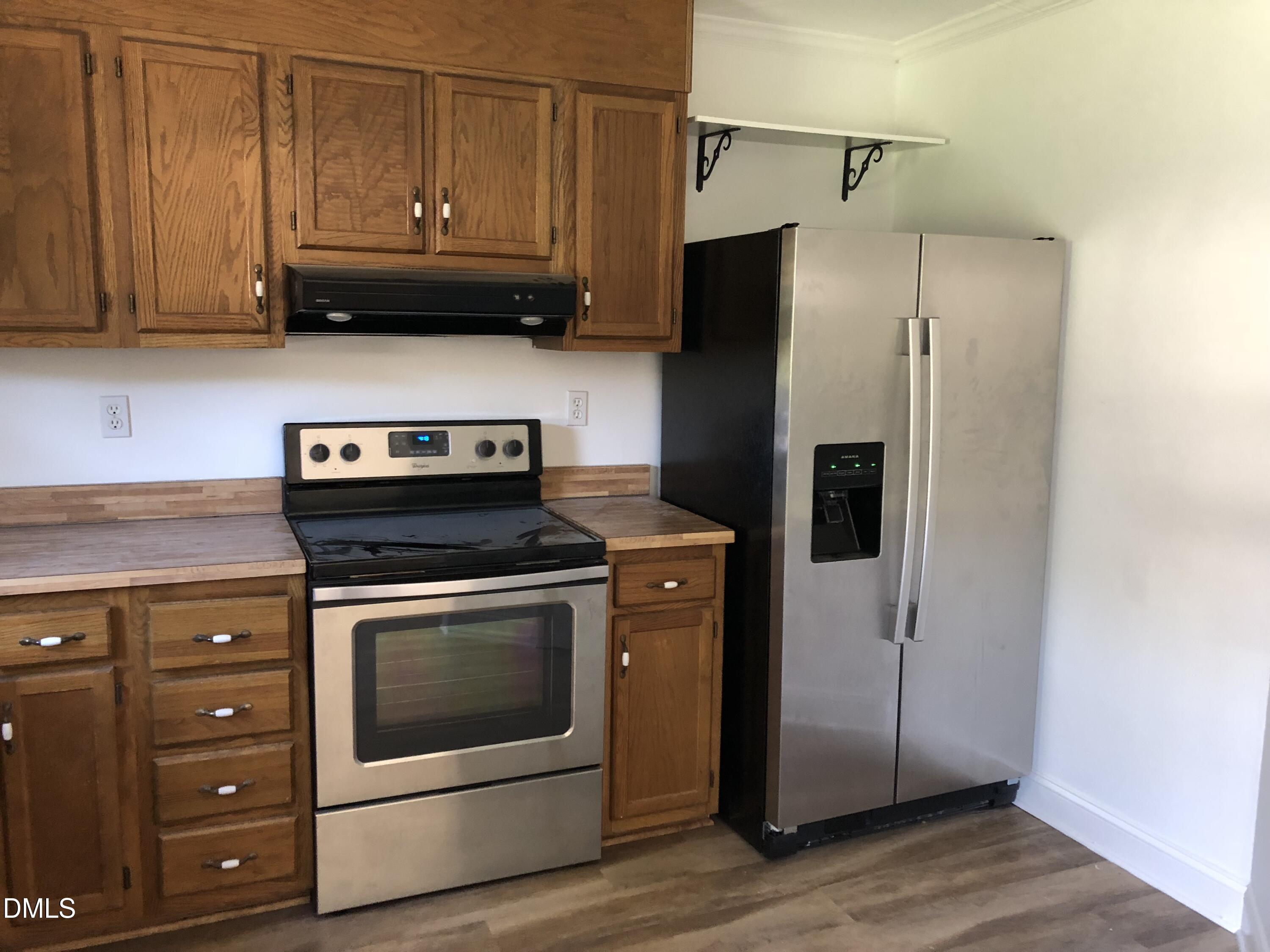205 Electra Drive Property Photo 4