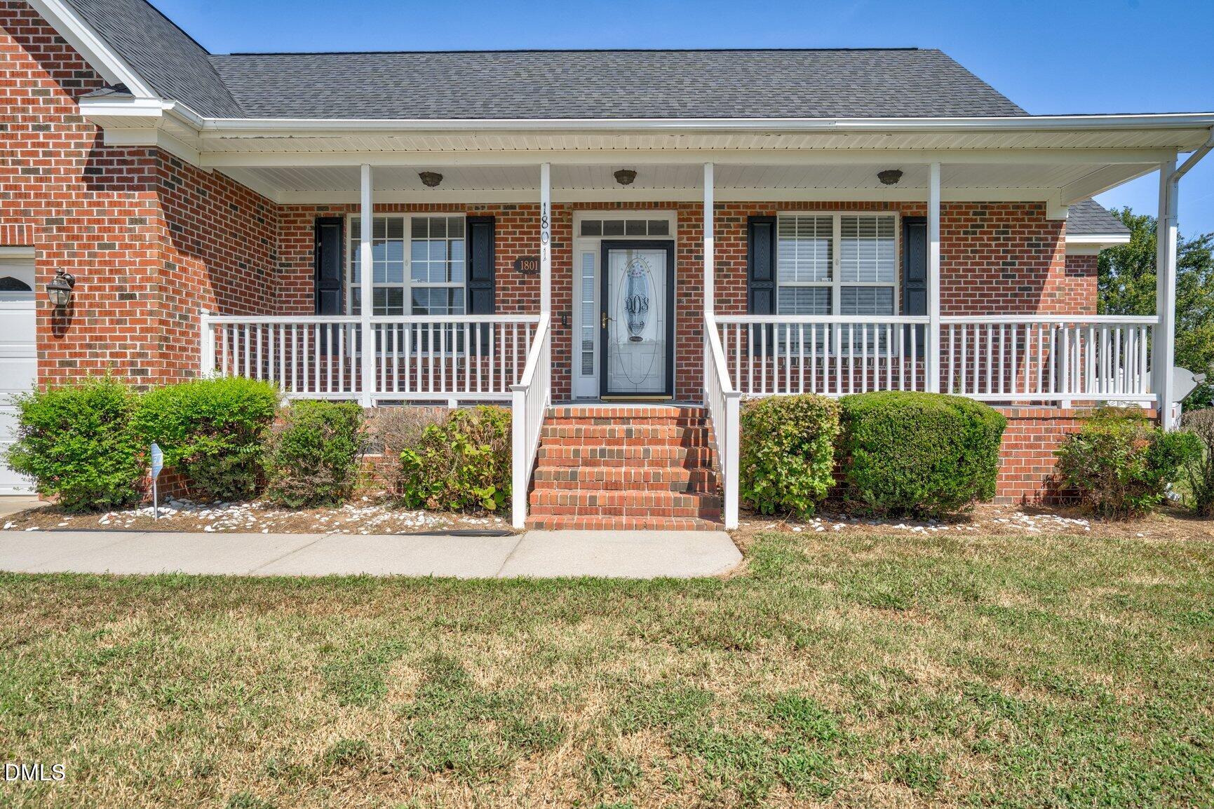 1801 Sylvia Court Se Property Photo 4