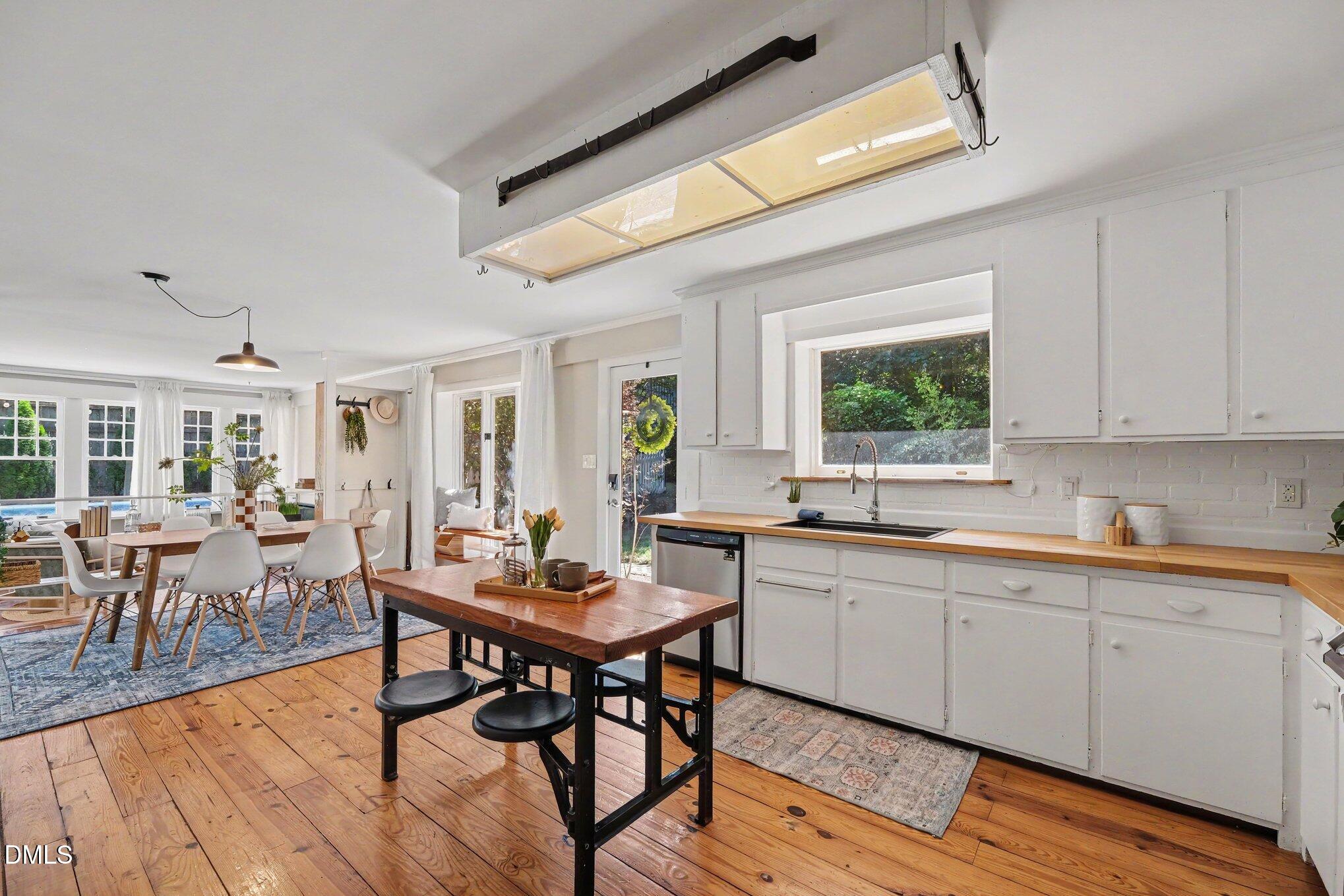 603 Smith Level Road Property Photo 9