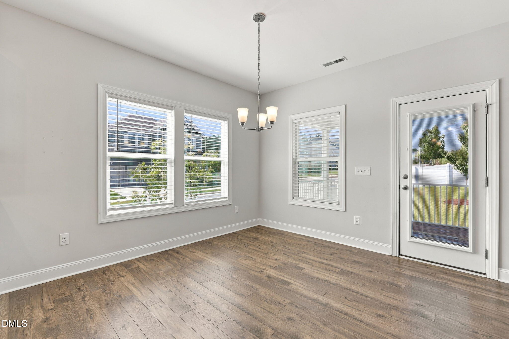 401 Edison Rail Lane Property Photo 13