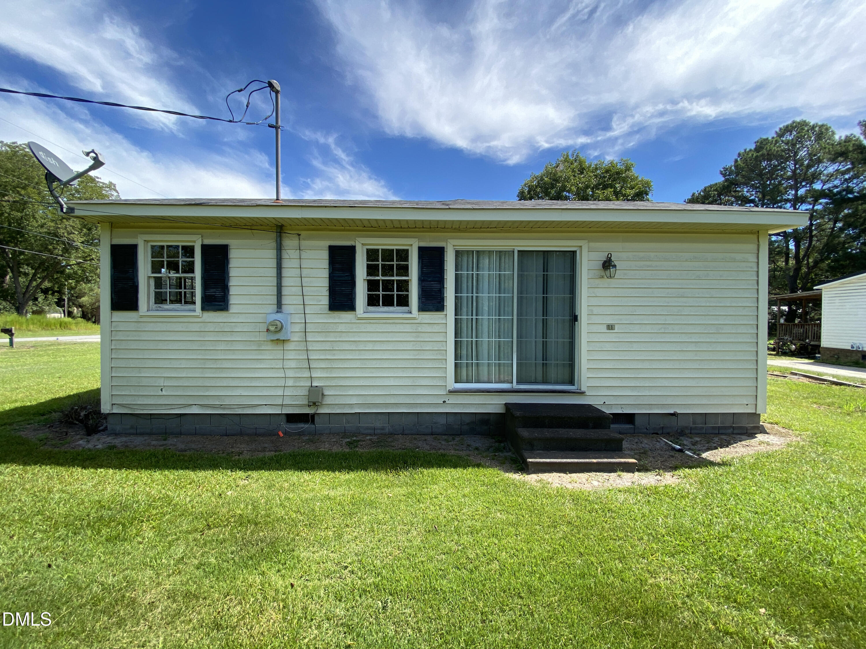 513 Pear Street Property Photo 4