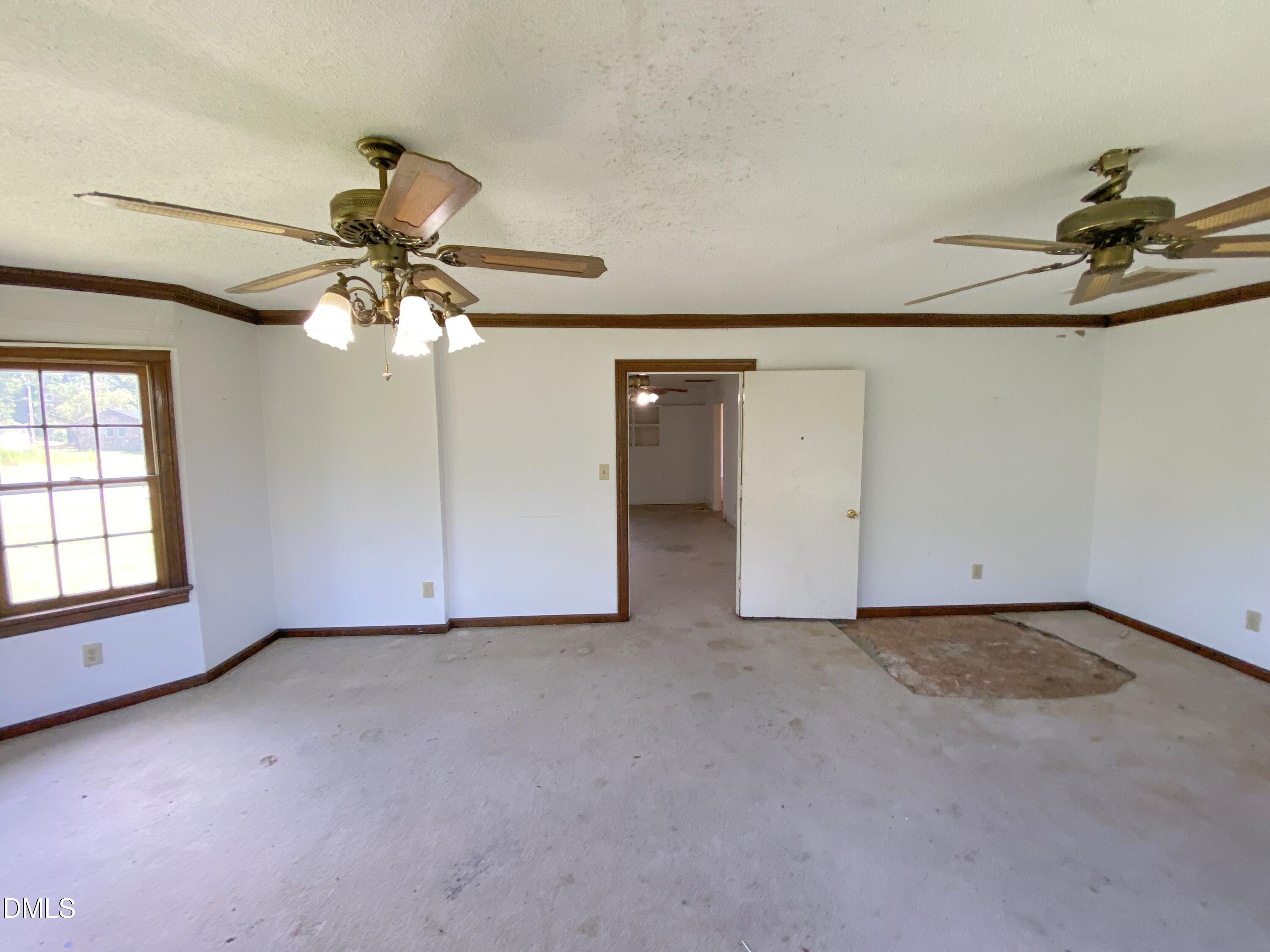 513 Pear Street Property Photo 8